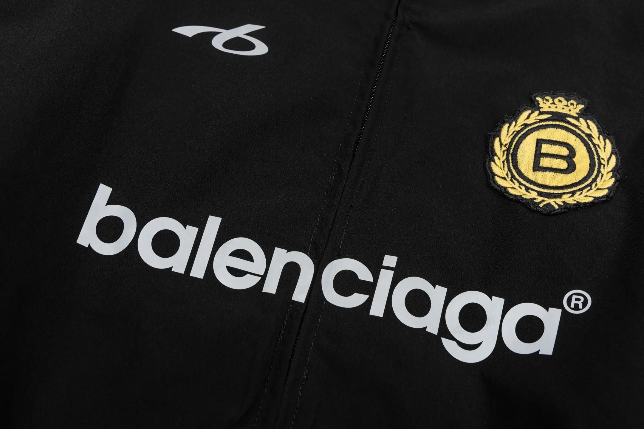 Embroidered Crest Football Track Jacket D31522458 — view 4