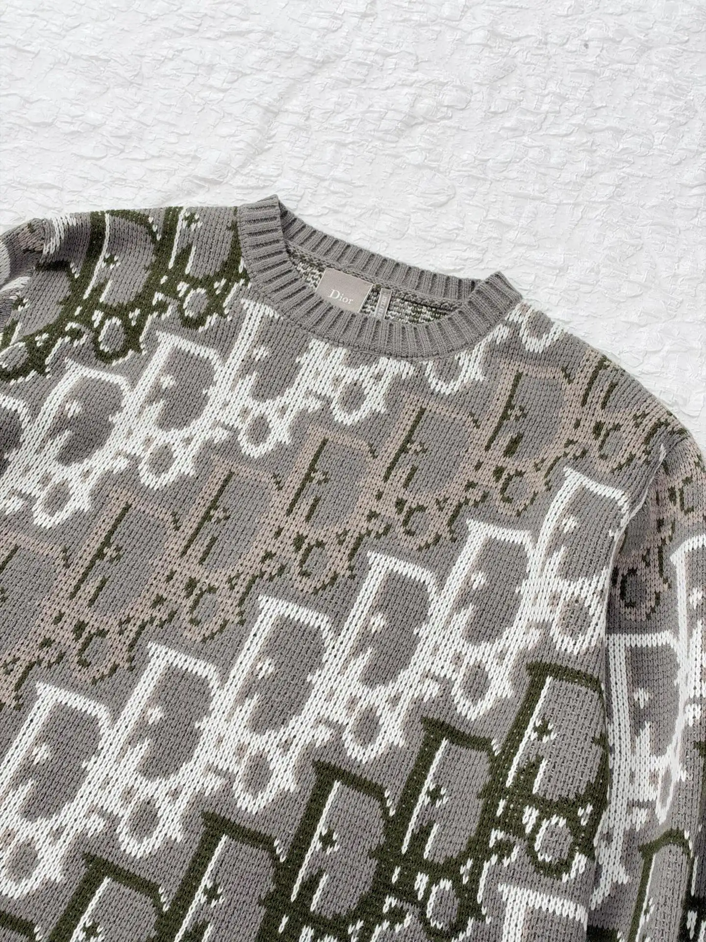 Oblique Jacquard Crew-Neck Sweater D31520478 — view 4