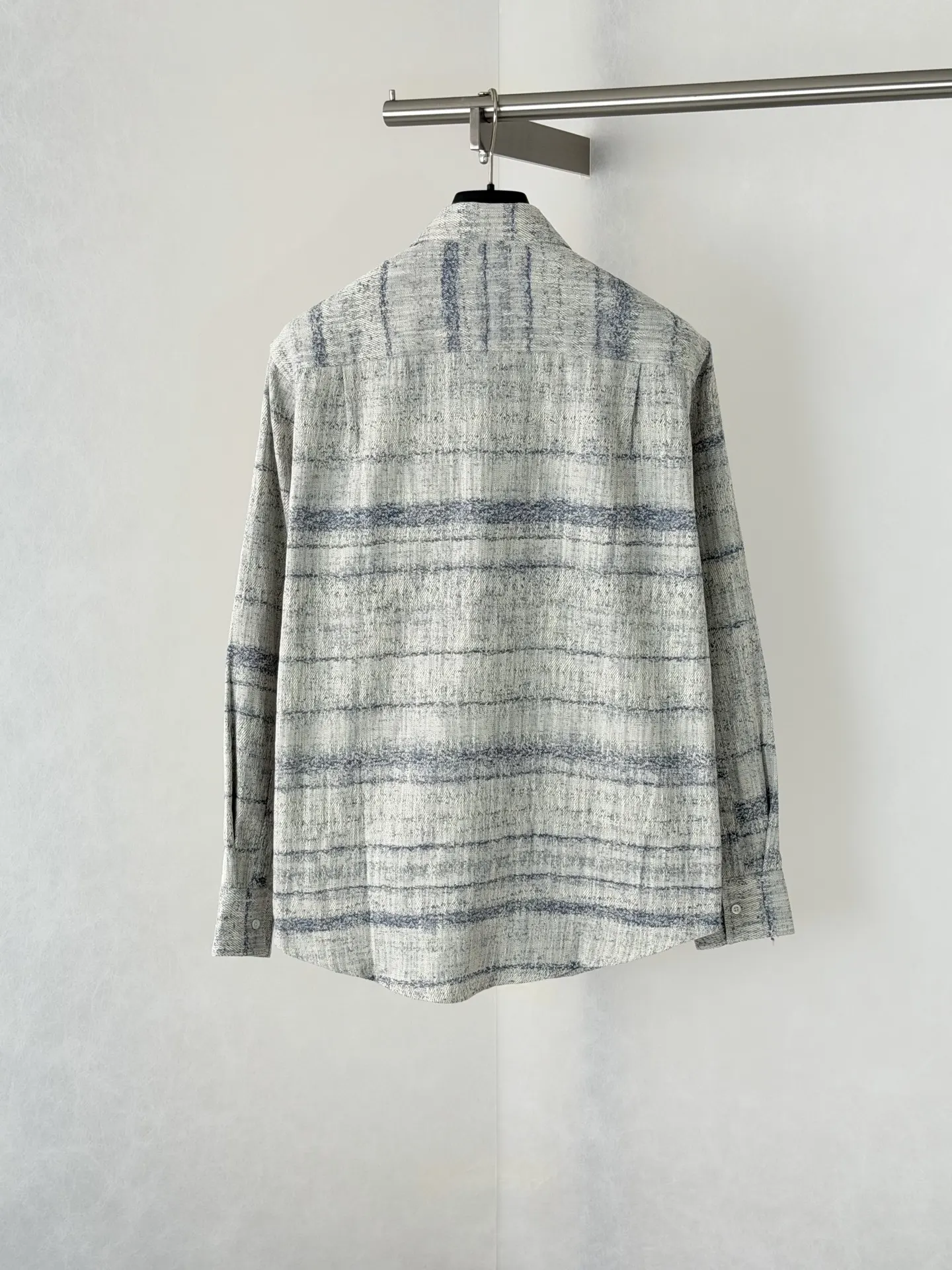 Gradient Striped Blend Long-Sleeve Shirt D31518663 — view 2