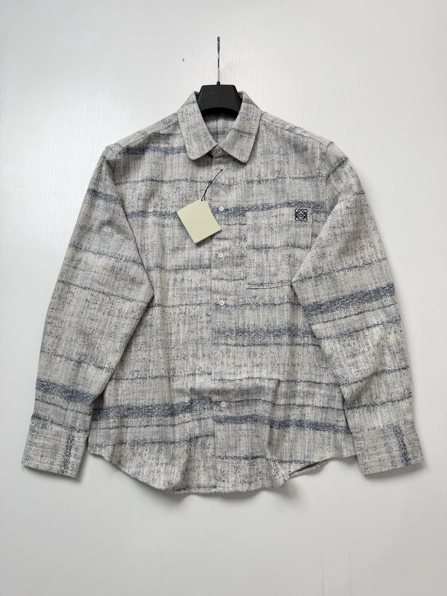 Gradient Striped Blend Long-Sleeve Shirt D31518663 — view 3
