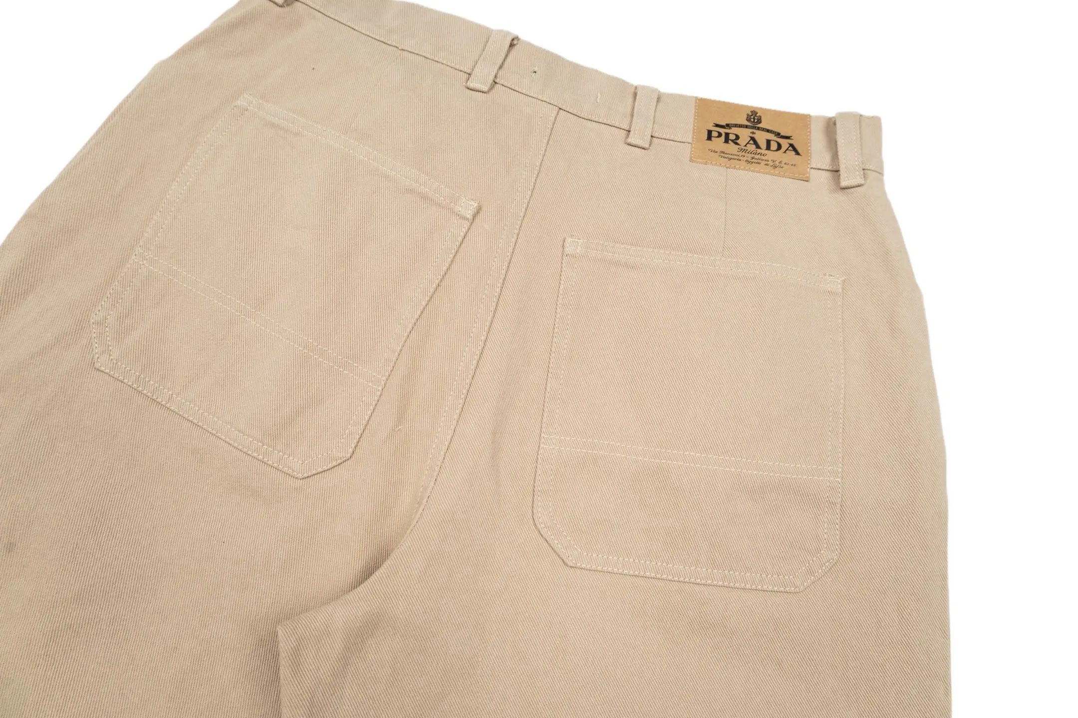 Logo-Badge Straight-Leg Denim Shorts D31522442 — view 4