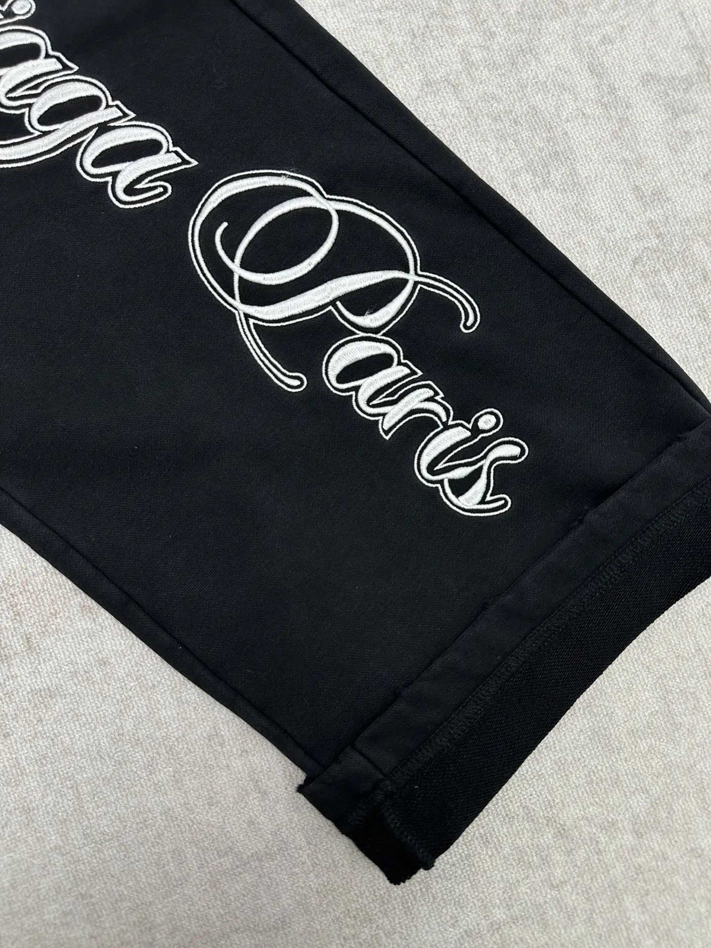 Cursive Logo Embroidered Baggy Sweatpants D32014376 — view 8