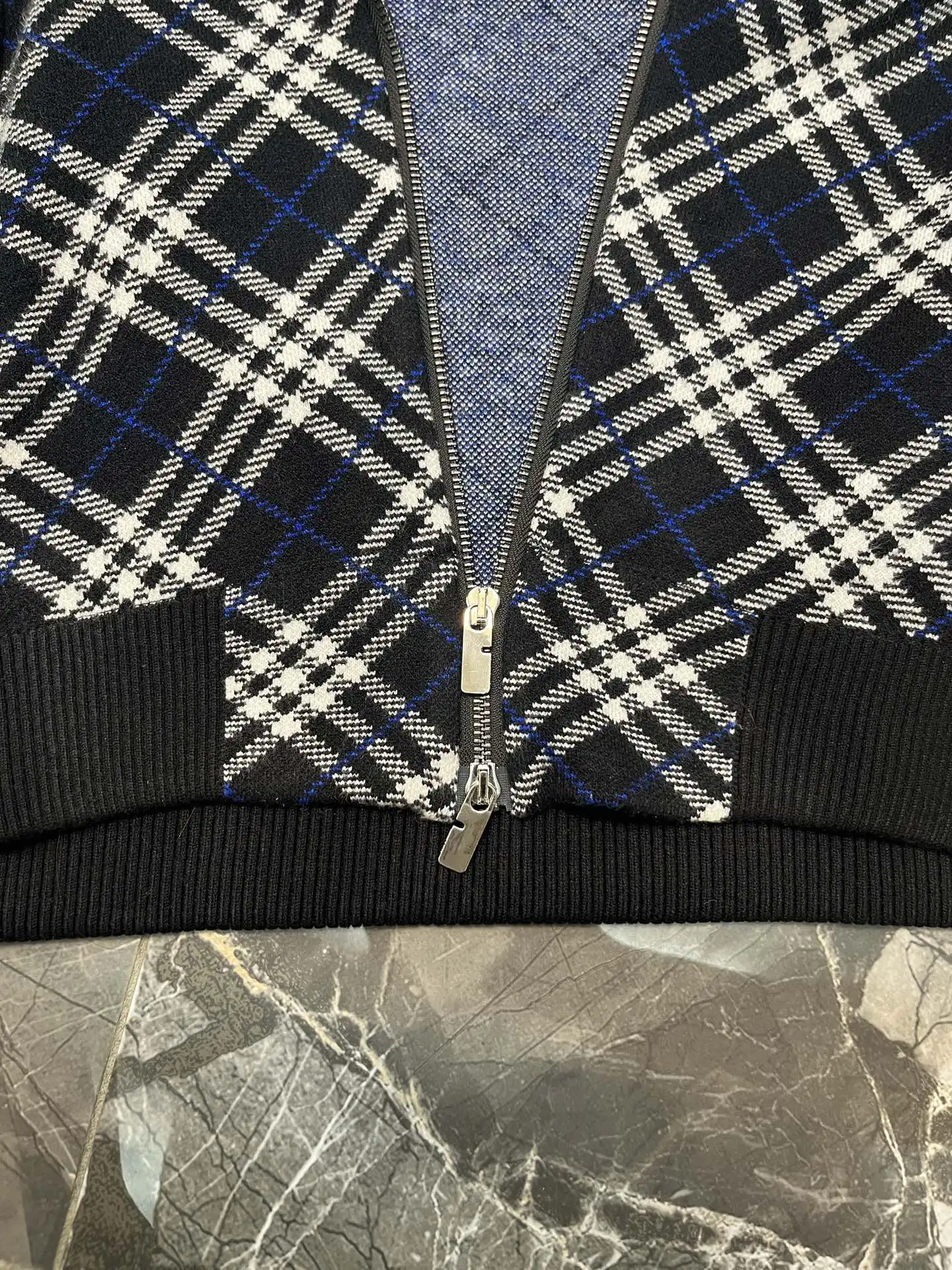 Check Jacquard Wool-Cashmere Knit Bomber Jacket D32020422 — view 7