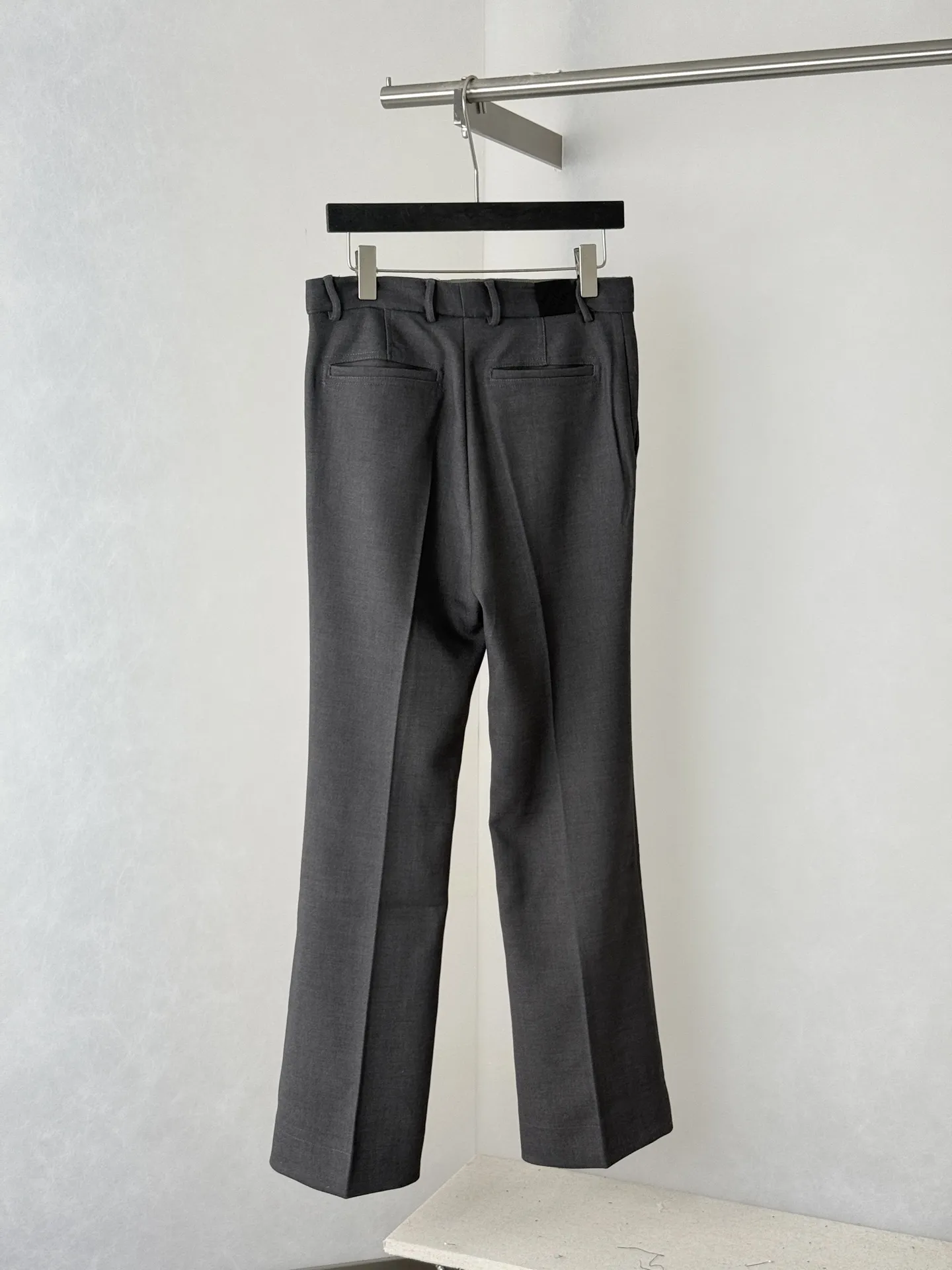 Flared Logo-Hardware Tailored Trousers D32521999 — view 2
