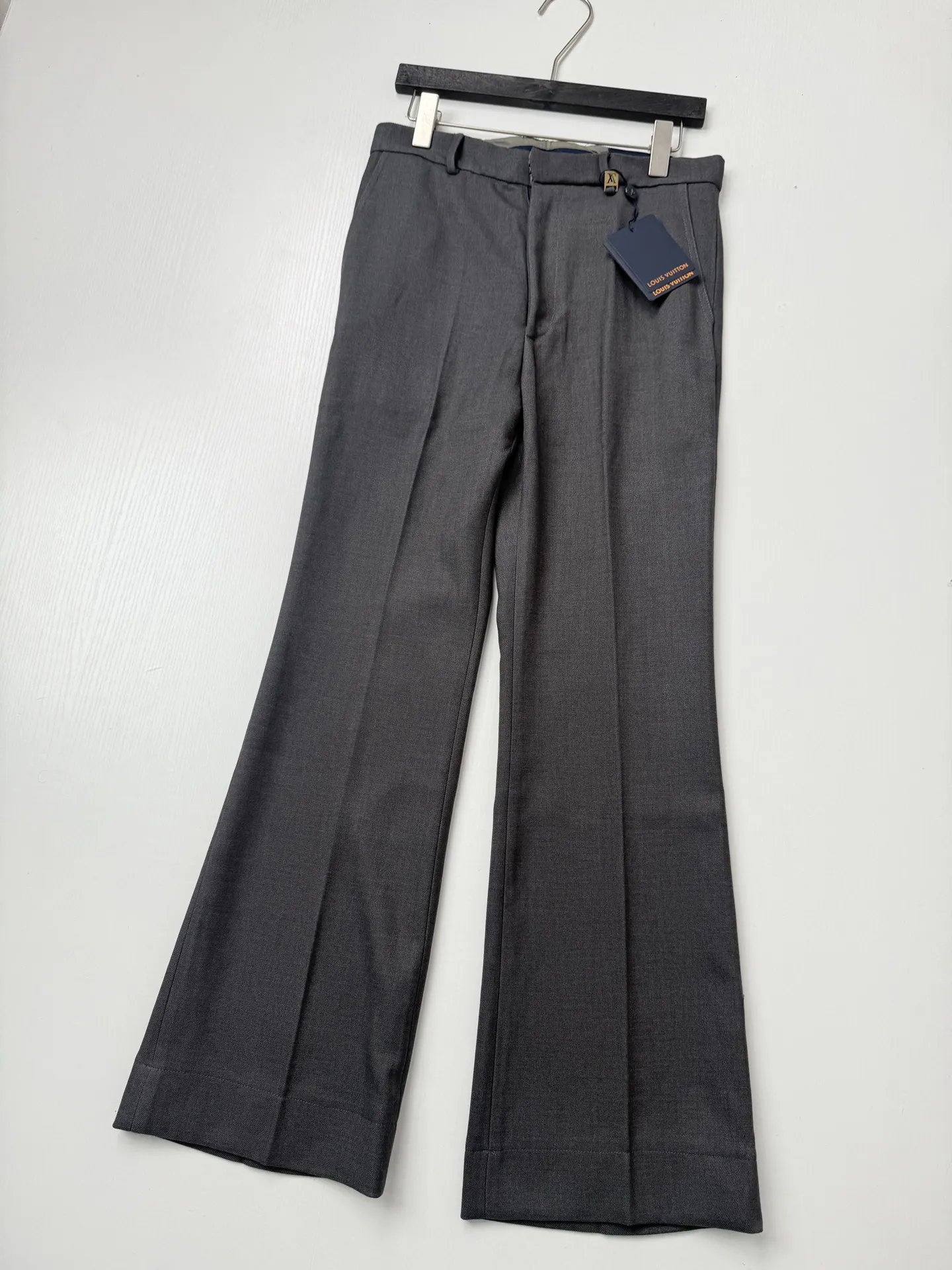 Flared Logo-Hardware Tailored Trousers D32521999 — view 3