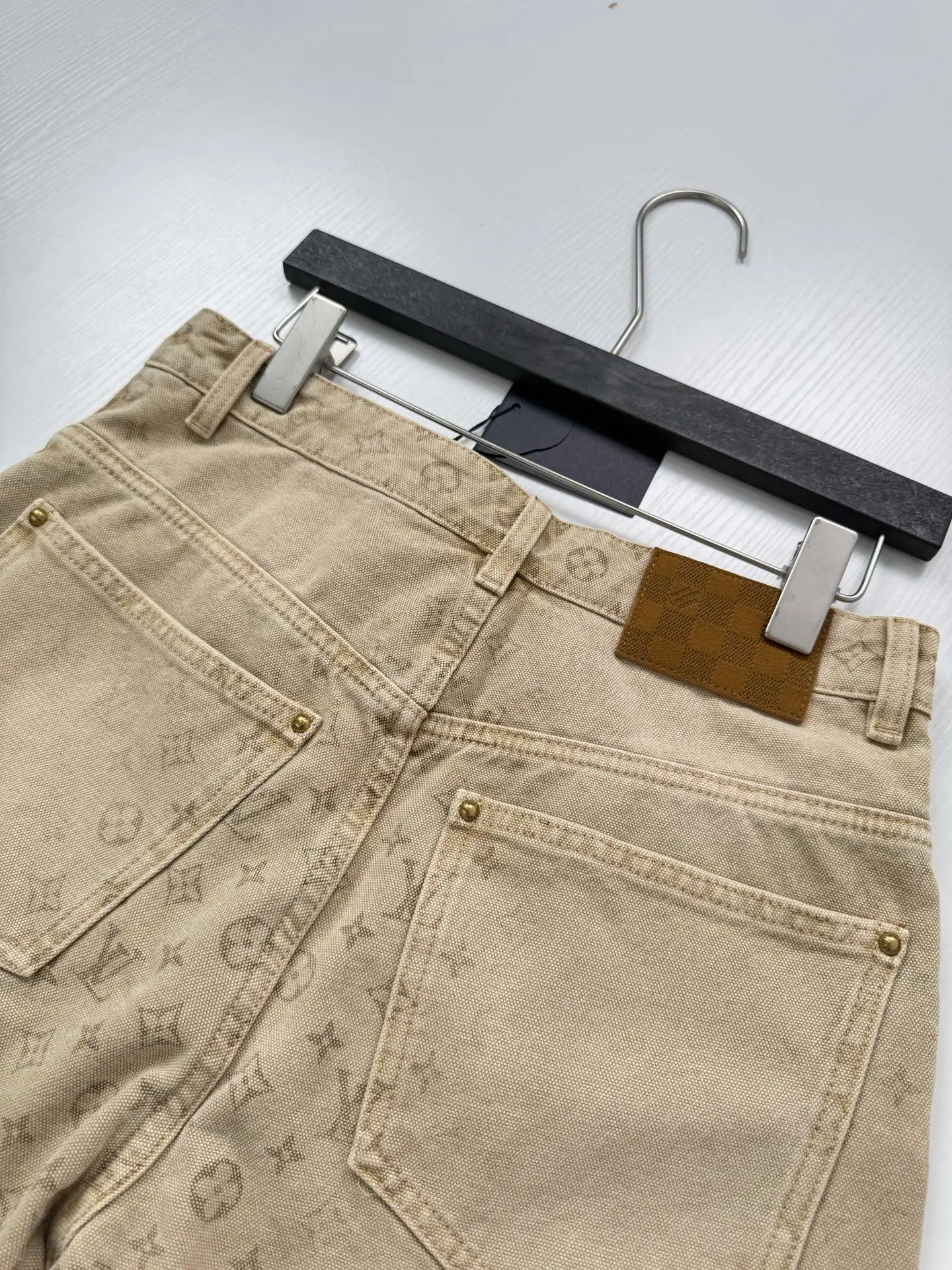 Monogram Gradient Straight-Leg Jeans D32518751 — view 9