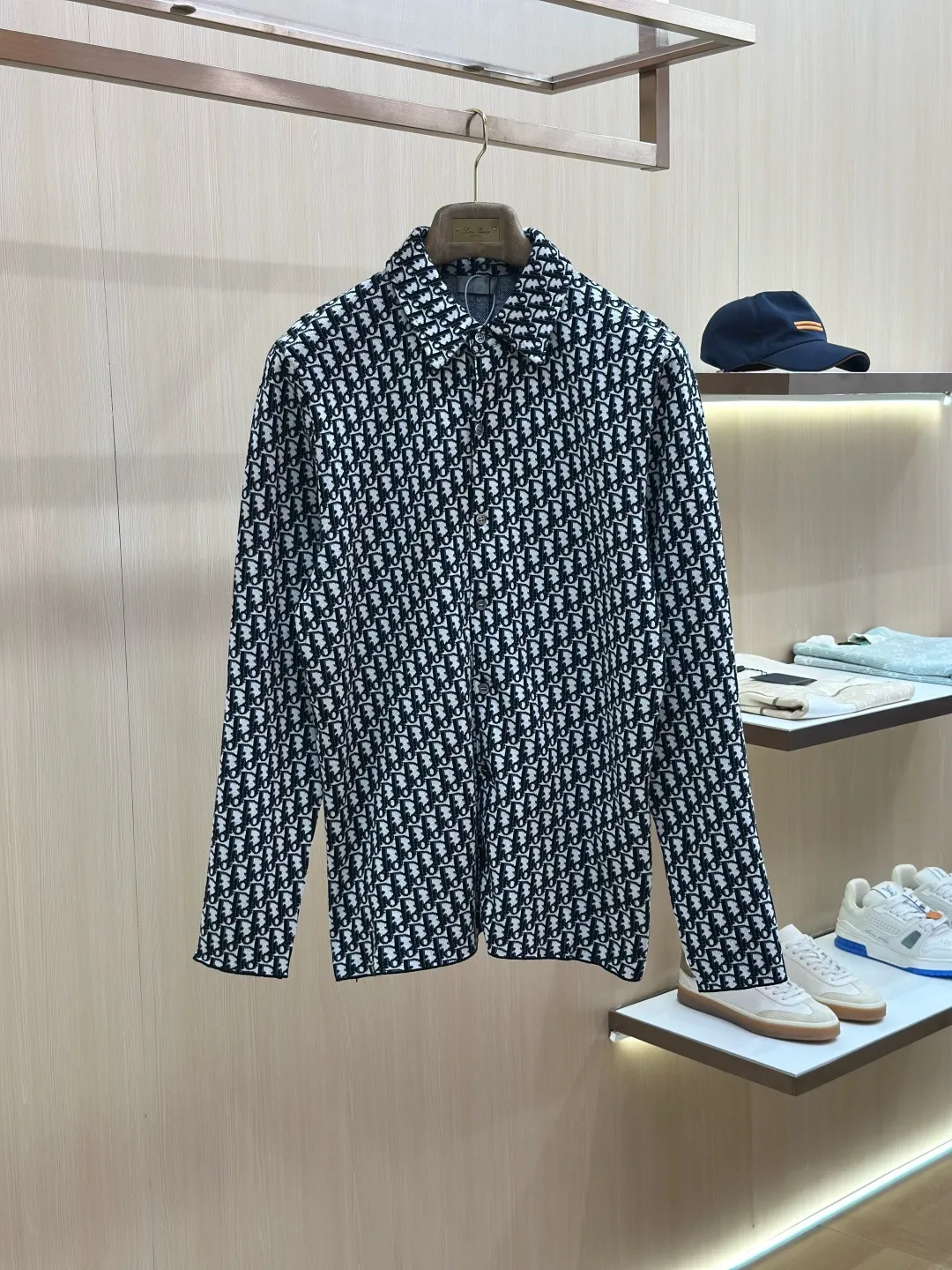 Oblique Jacquard Wool-Blend Knit Shirt D32520438