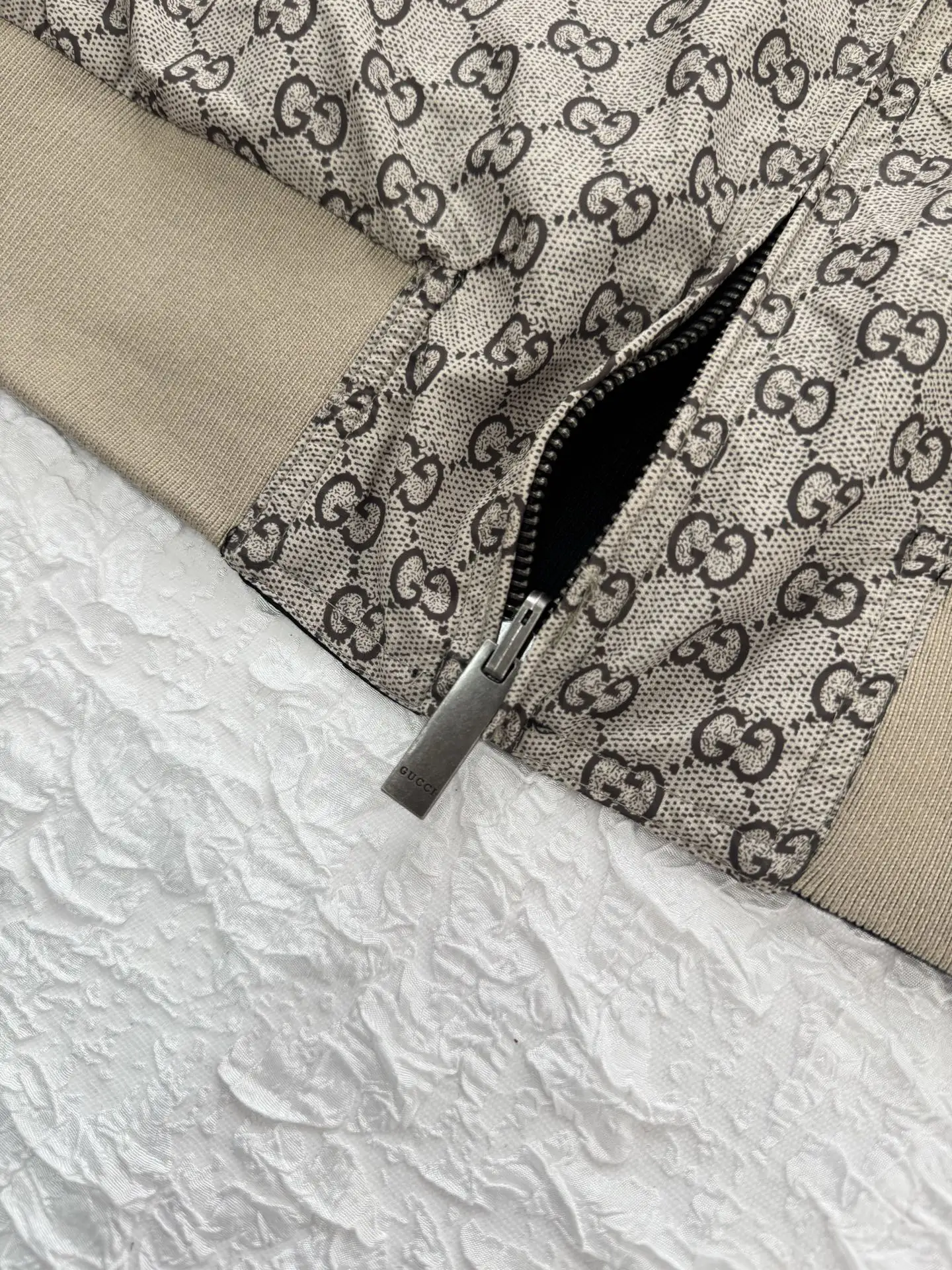 Reversible GG Monogram Hooded Jacket D32520494 — view 17