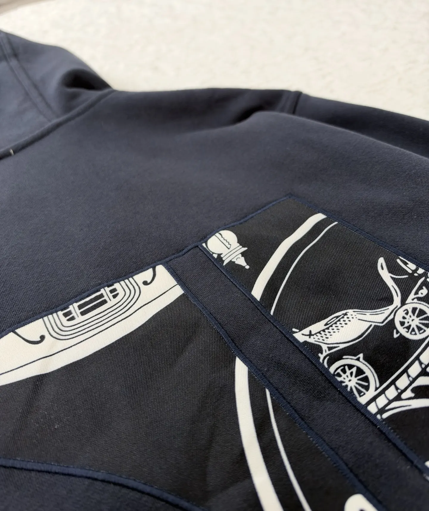 Graphic Patchwork Zip-Up Hoodie D32520476 — view 6