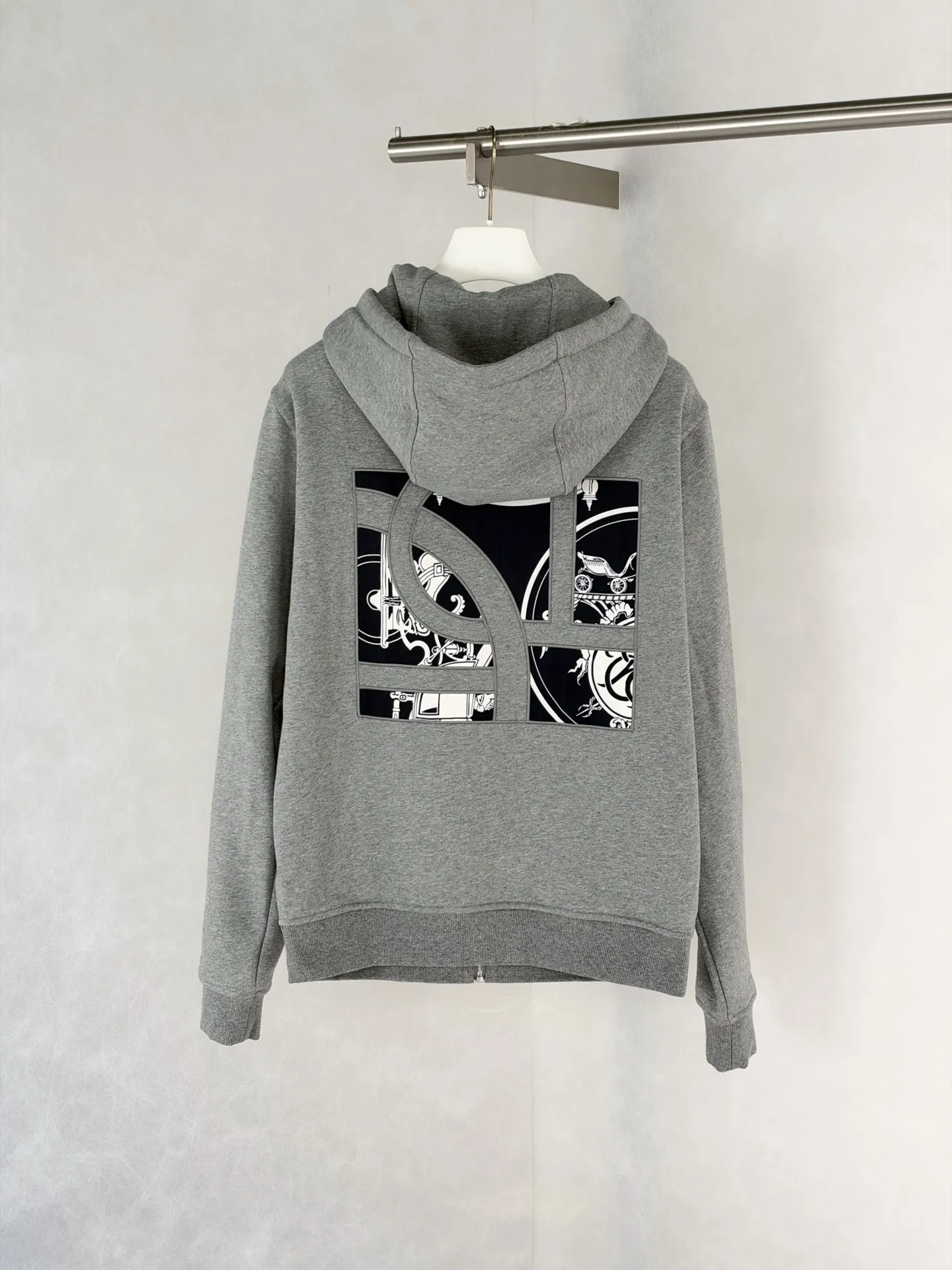Patchwork Embroidered Zip-Up Hoodie D32520475 — view 2