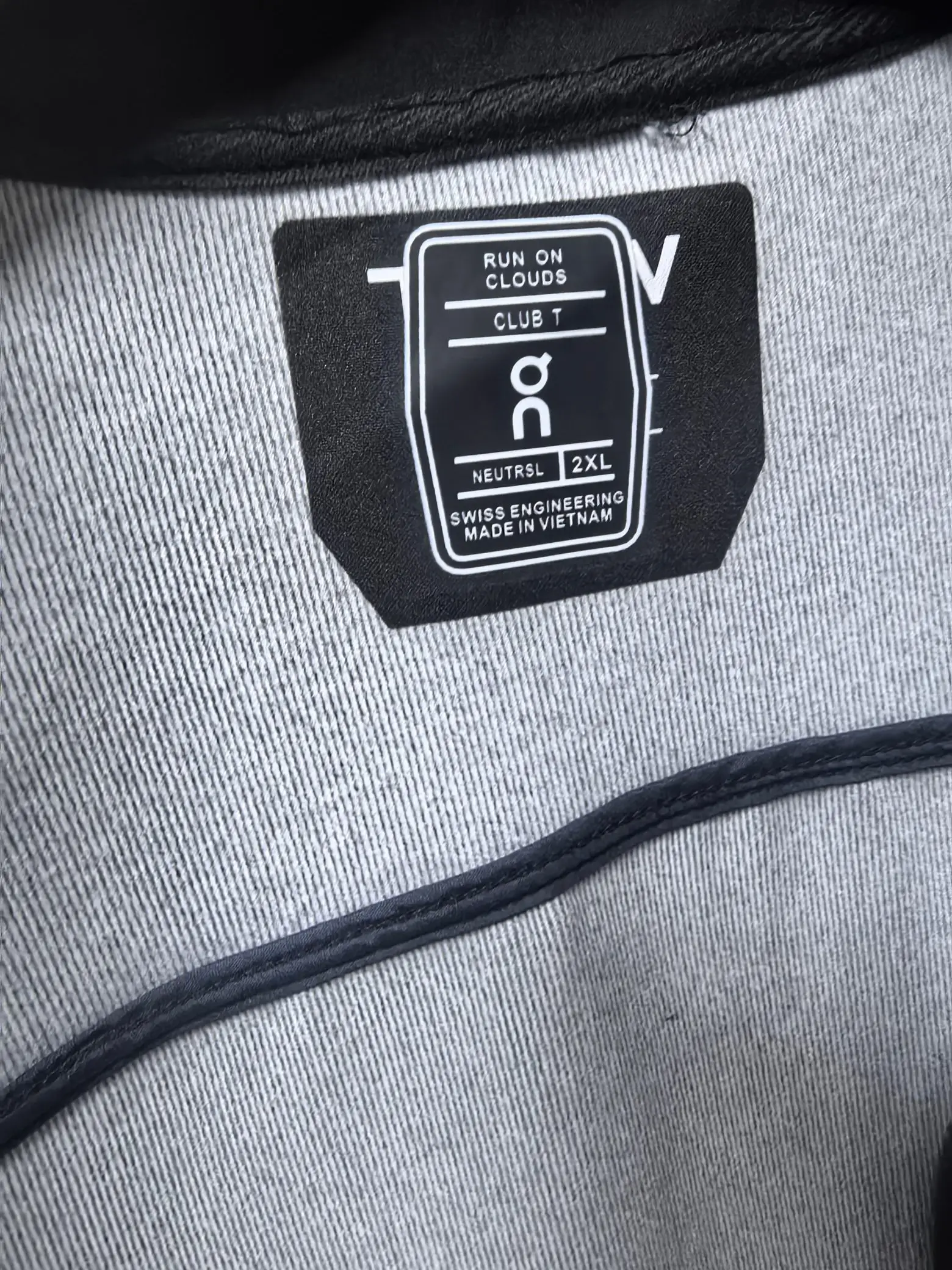 Logo-Print Technical Shell Gilet D33022121 — view 9