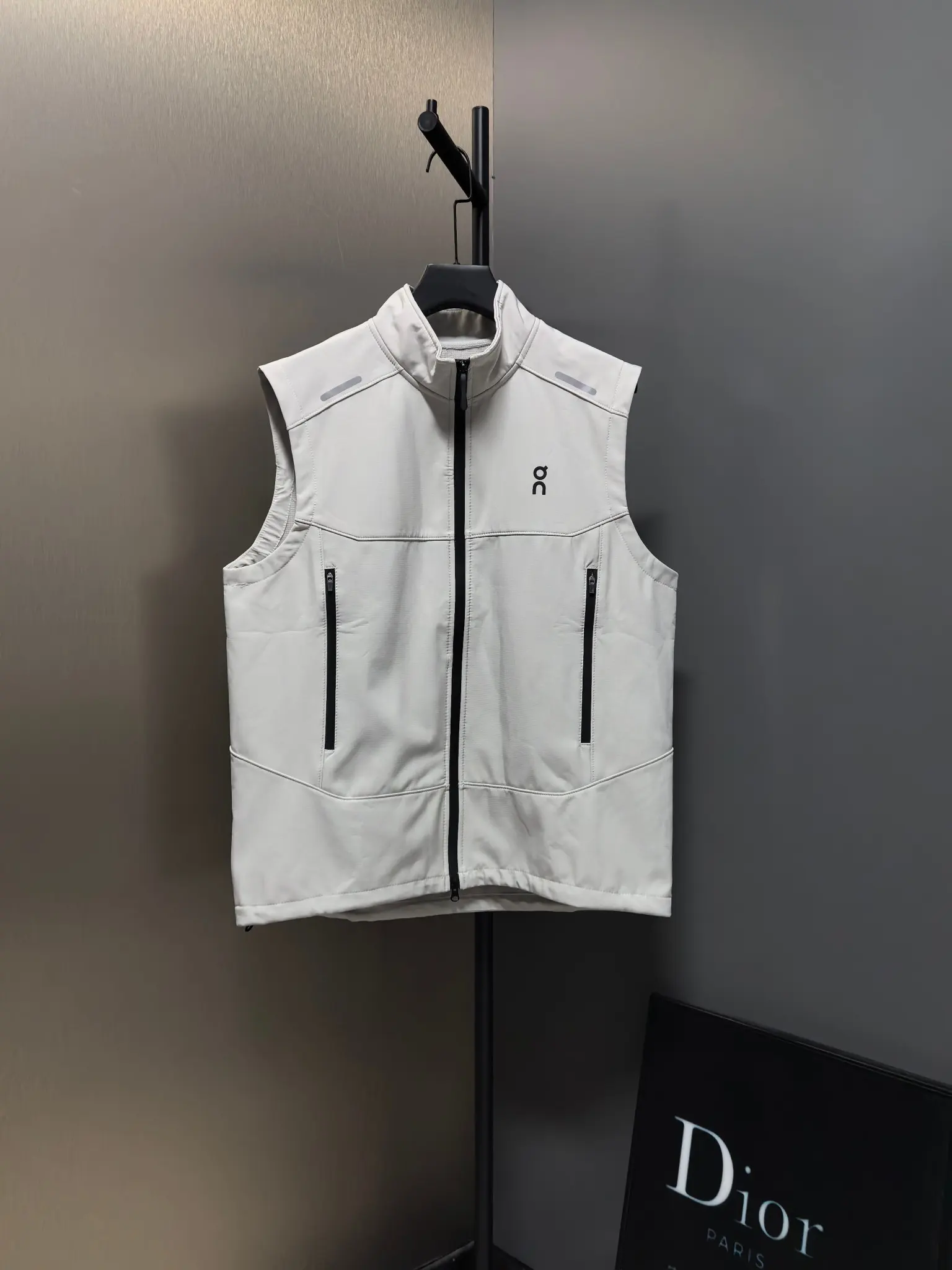 On Running Logo-Print Performance Vest D33022123