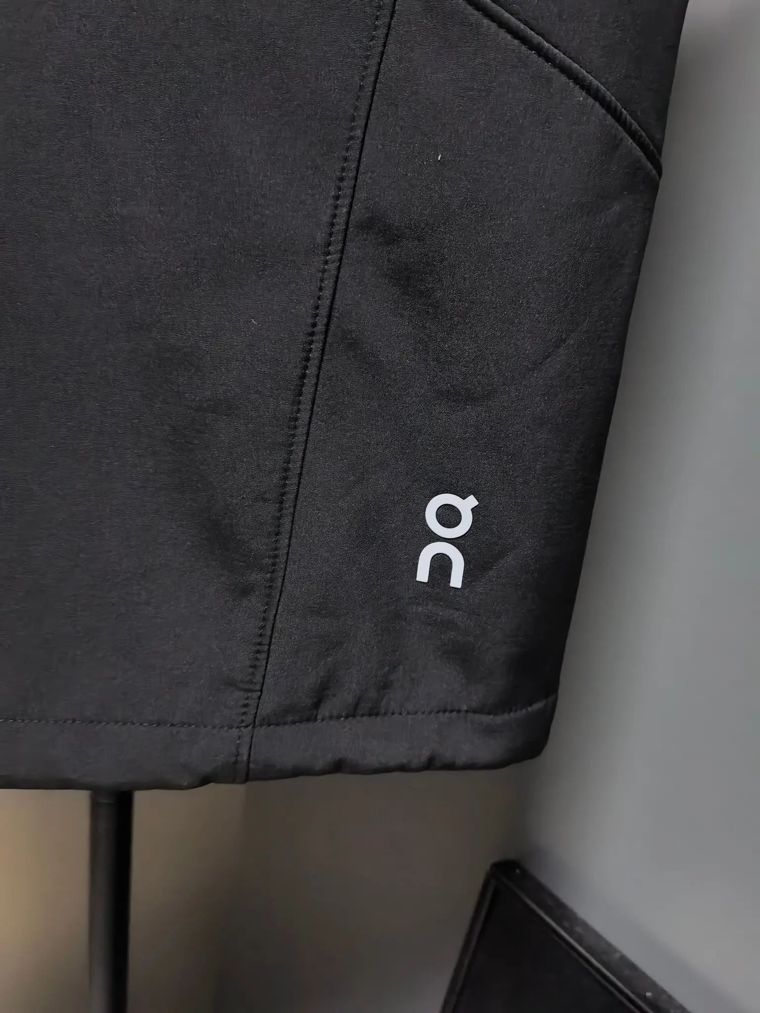 On Running Logo-Print Performance Gilet D33022124 — view 7
