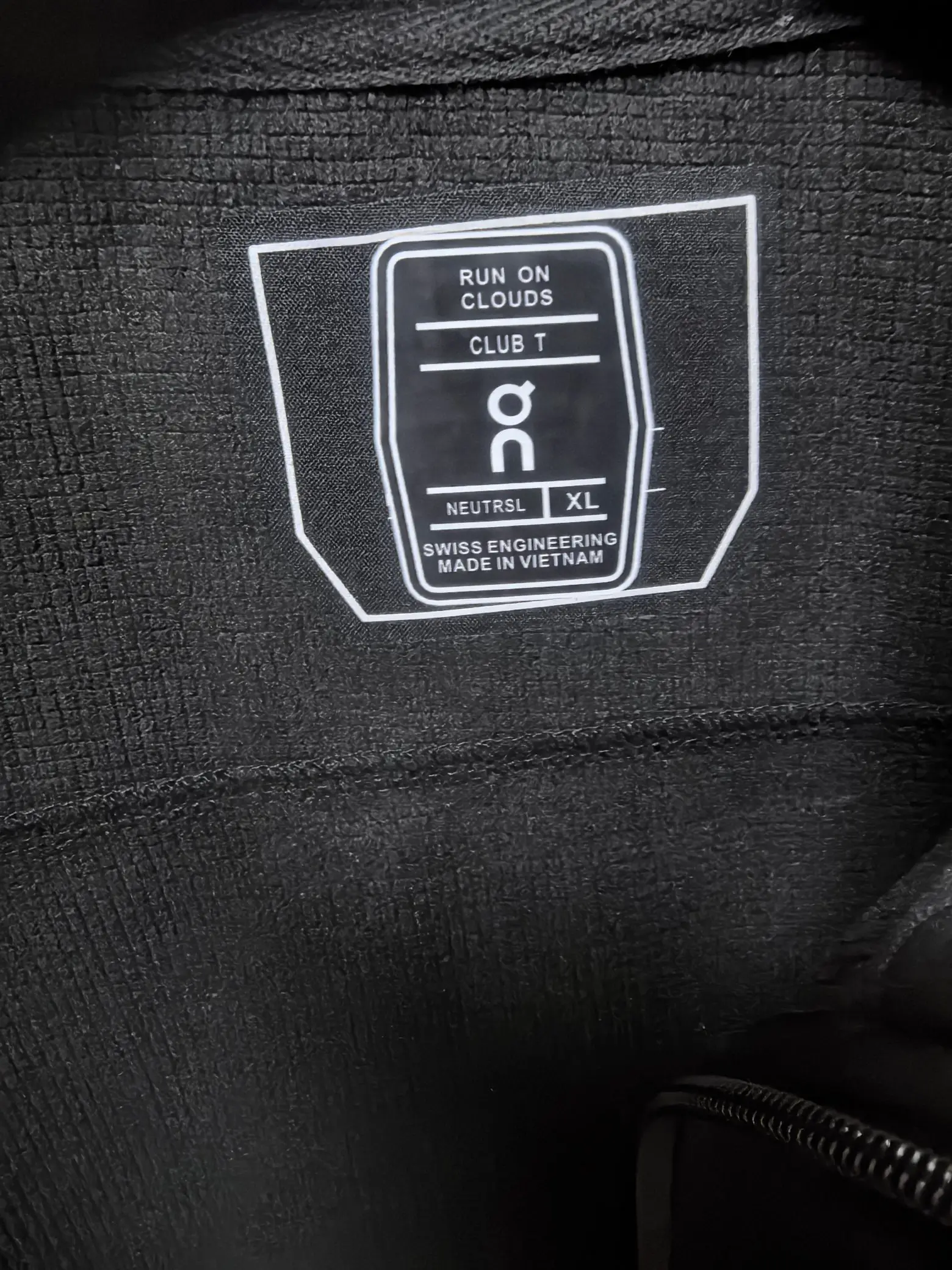 On Running Logo-Print Performance Gilet D33022124 — view 11