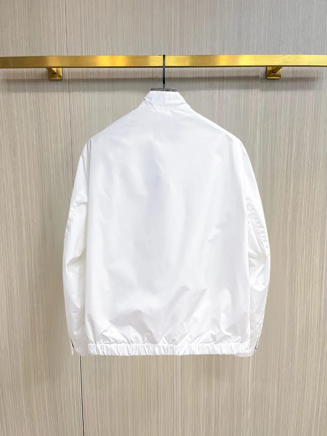 Logo-Plaque Technical Shell Jacket D33014867 — view 2