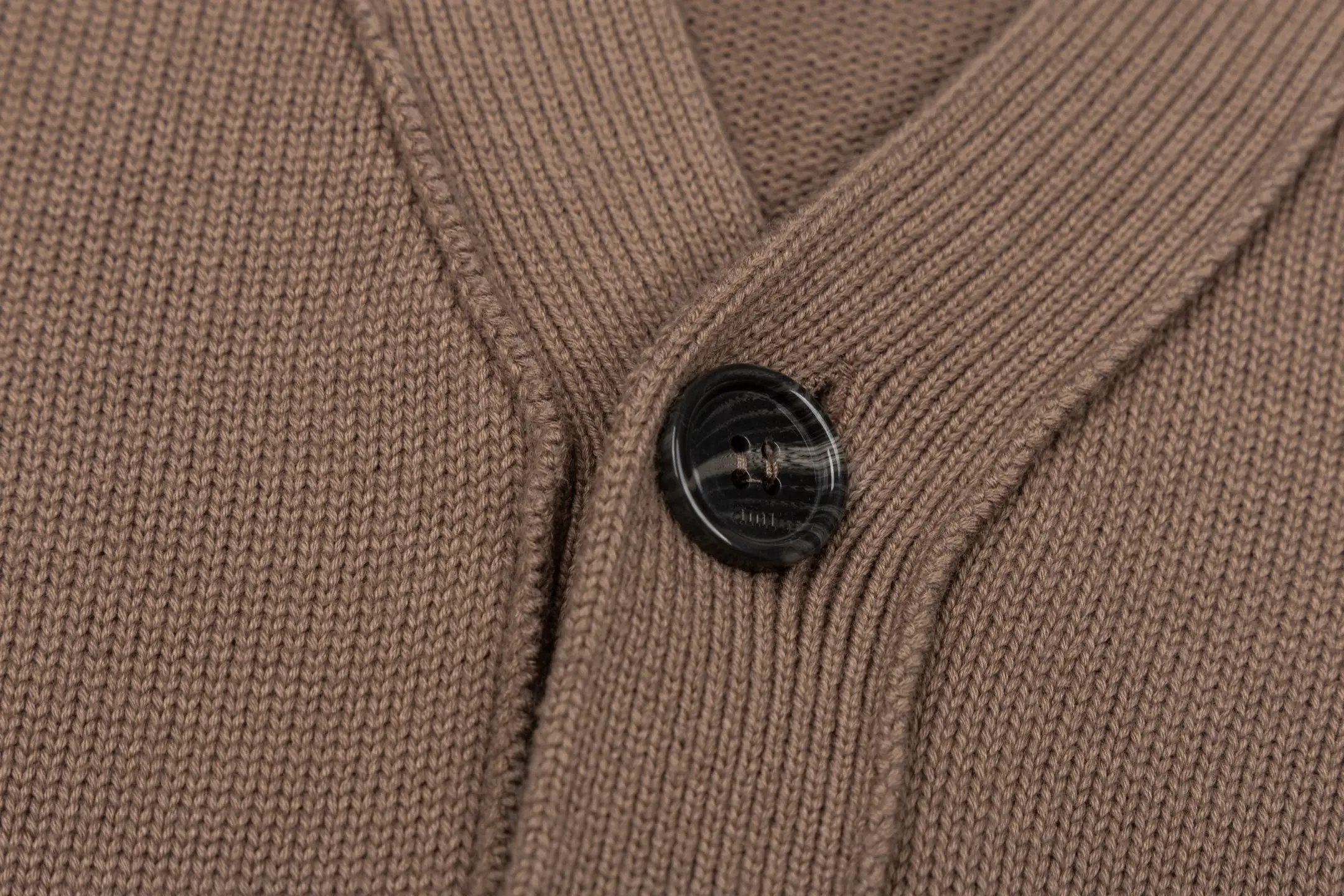 Ami de Coeur Wool V-Neck Cardigan D33022425 — view 6