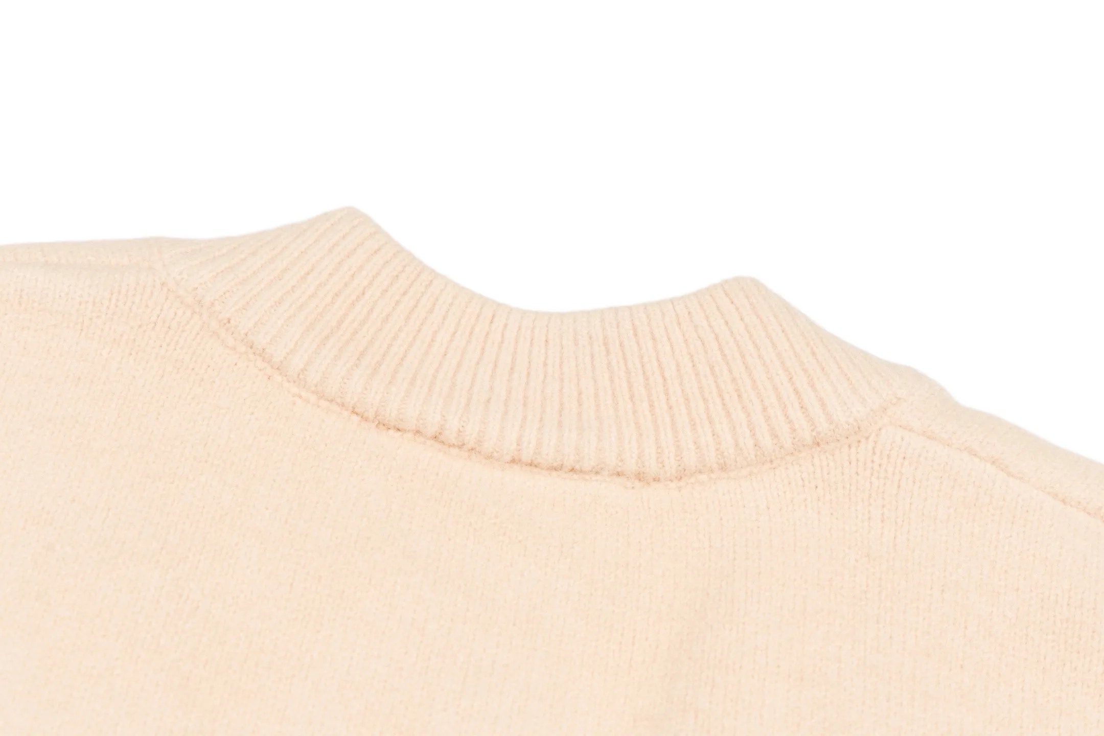Ami de Coeur Alpaca-Blend V-Neck Cardigan D33022432 — view 4