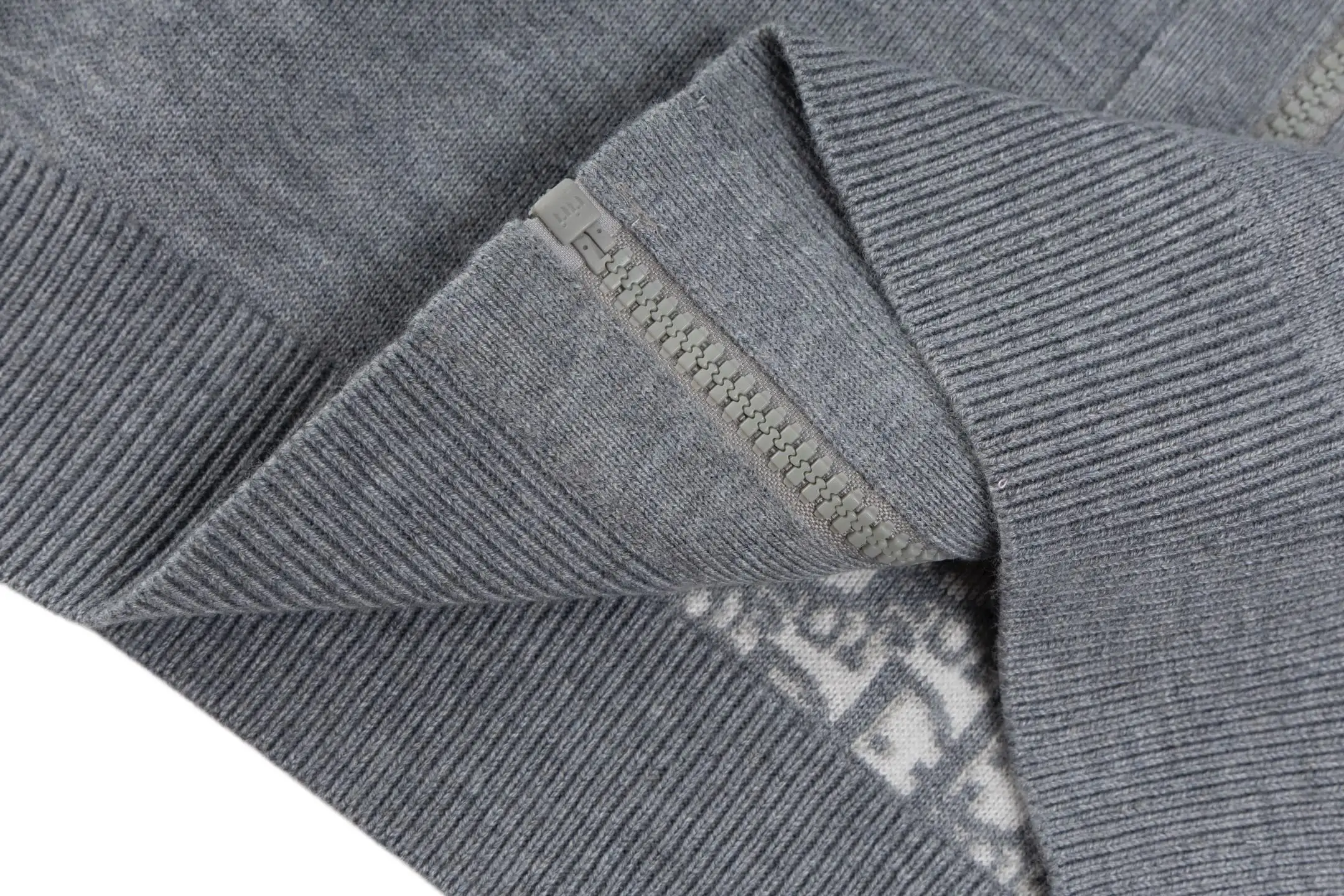 Oblique Reversible Cashmere-Blend Zip-Up Hoodie D33022511 — view 9