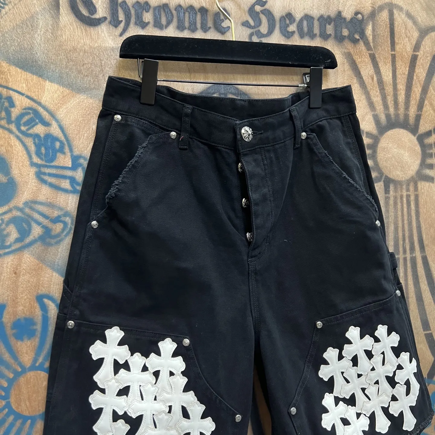 Cross-Patch Remake Denim Shorts D33014566 — view 2