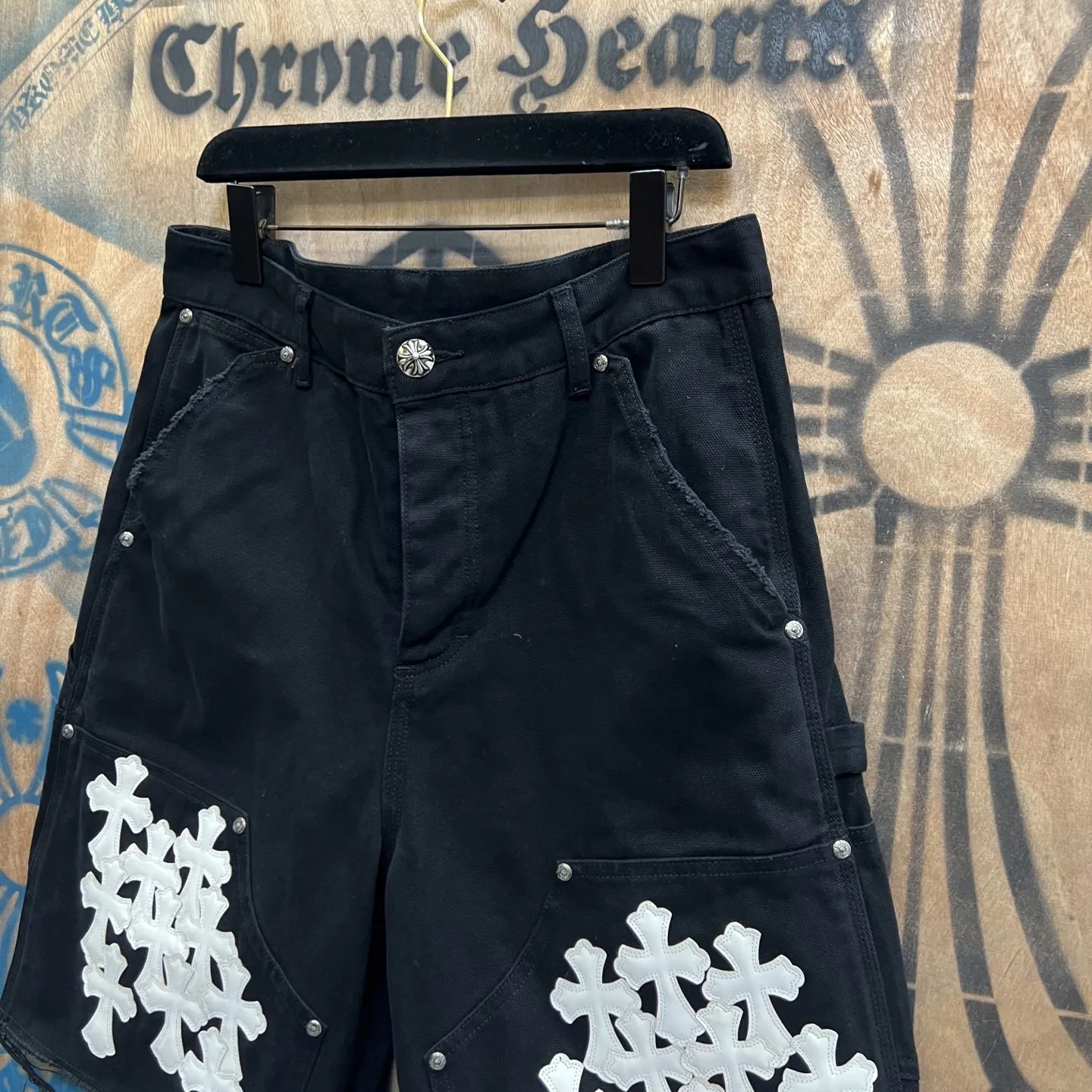 Cross-Patch Remake Denim Shorts D33014566 — view 3