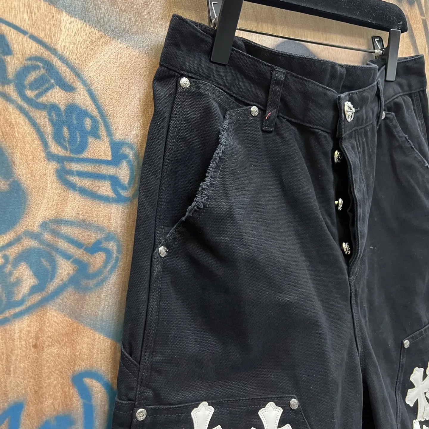 Cross-Patch Remake Denim Shorts D33014566 — view 5