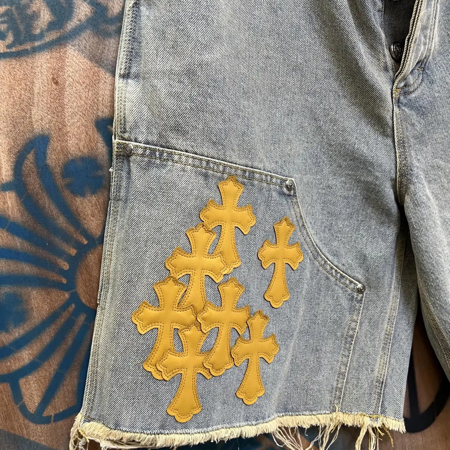 Remade Leather Cross Patch Denim Shorts D33014550 — view 4