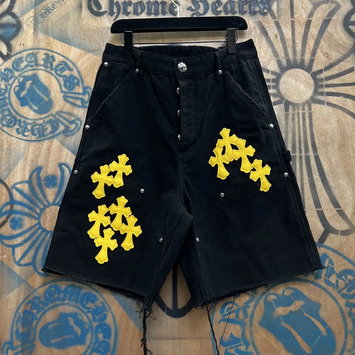 Cross-Patch Remake Denim Shorts D33014559