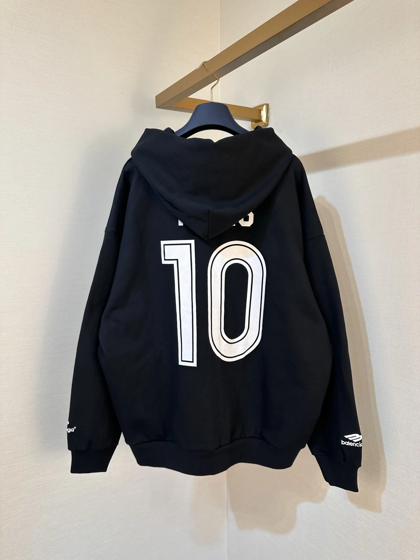 Logo-Print Oversized Zip-Up Hoodie D33520407 — view 2