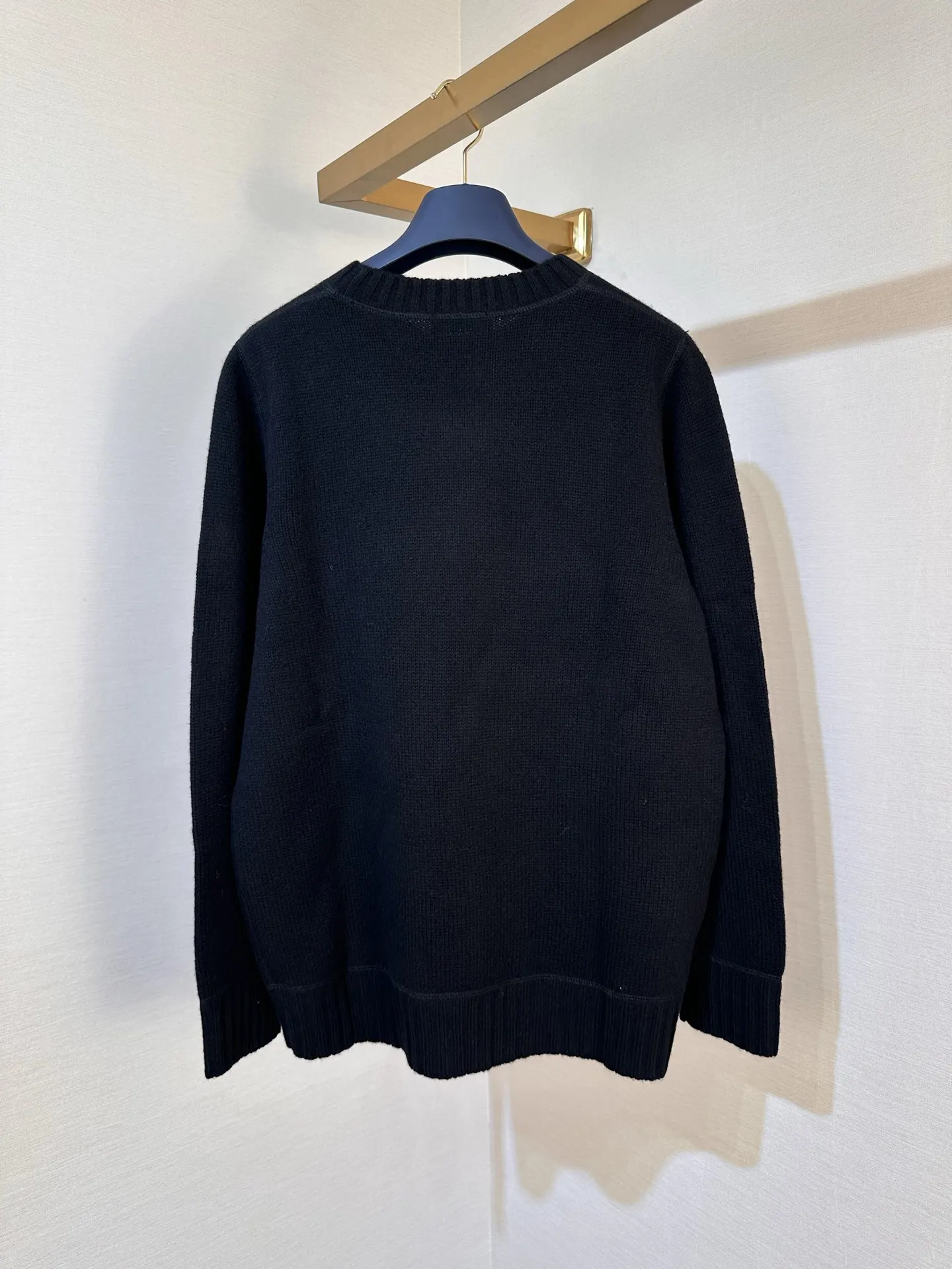 Logo Intarsia Wool and Cashmere Sweater D33520403 — view 2