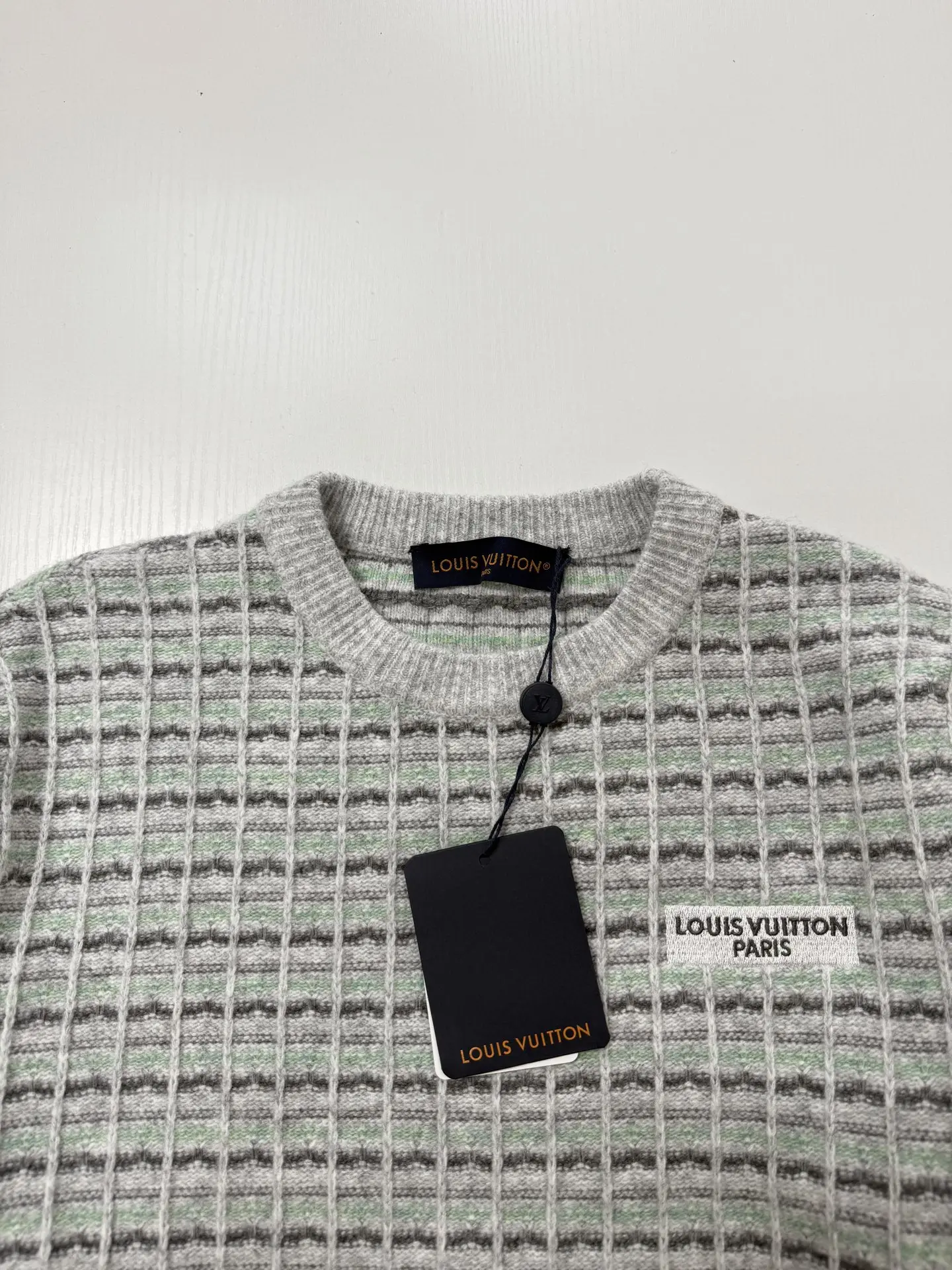 Check Jacquard Wool-Blend Crew-Neck Sweater D33522043 — view 4