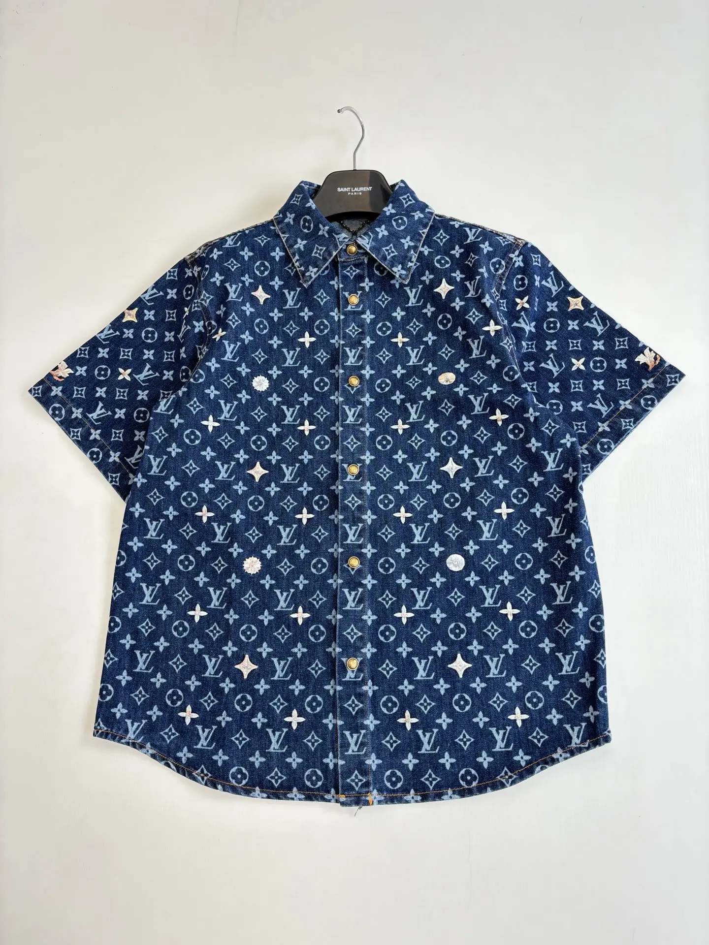 Monogram Embroidered Denim Short-Sleeve Shirt D33518595 — view 3