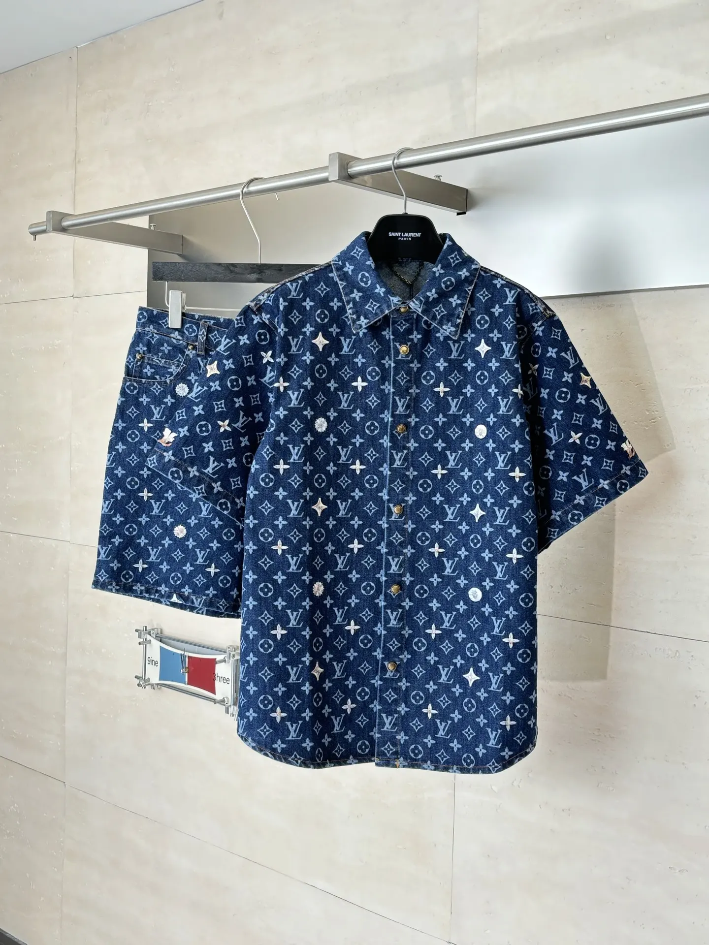 Monogram Embroidered Denim Short-Sleeve Shirt D33518595 — view 4