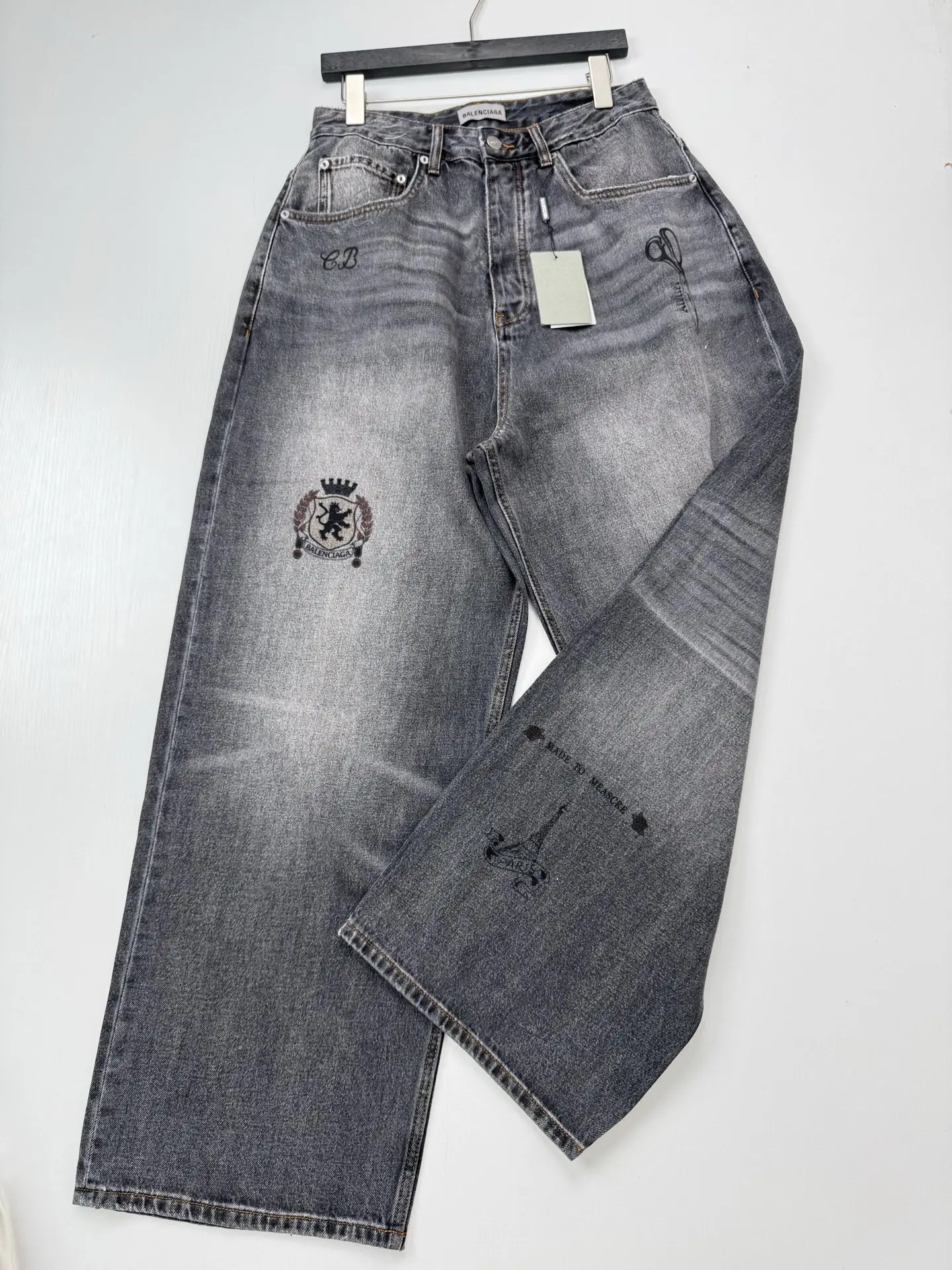 Embroidered Wide-Leg Distressed Jeans D33518750 — view 3