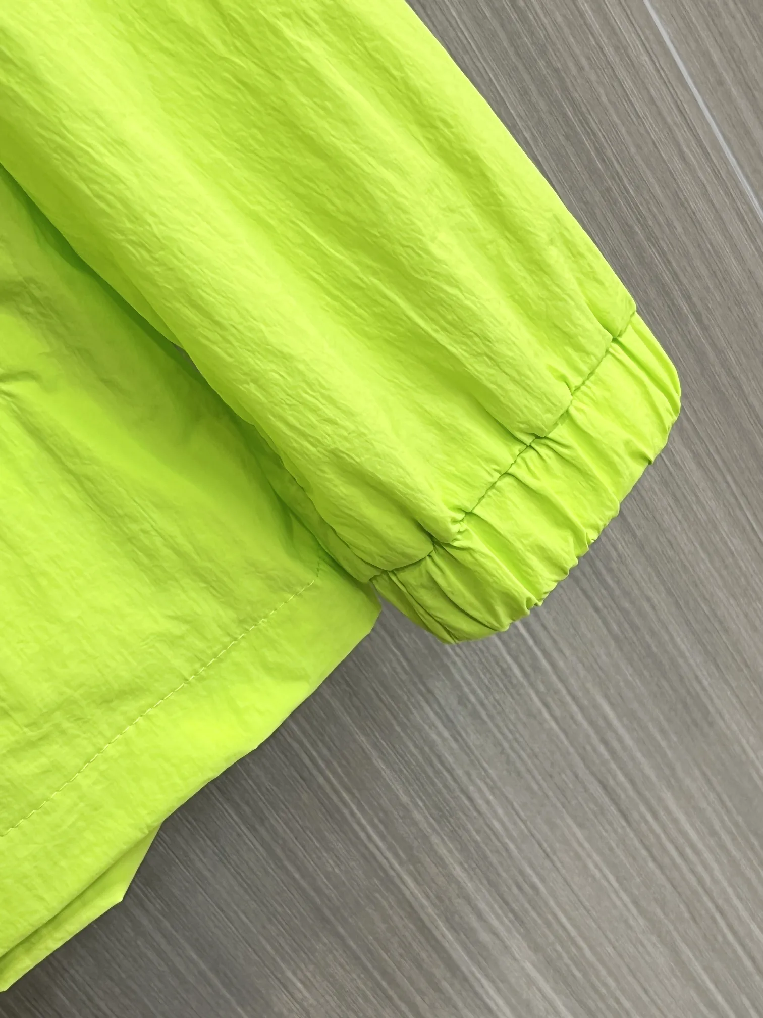 Hooded Windbreaker and Shorts Performance Set D34014968 — view 9