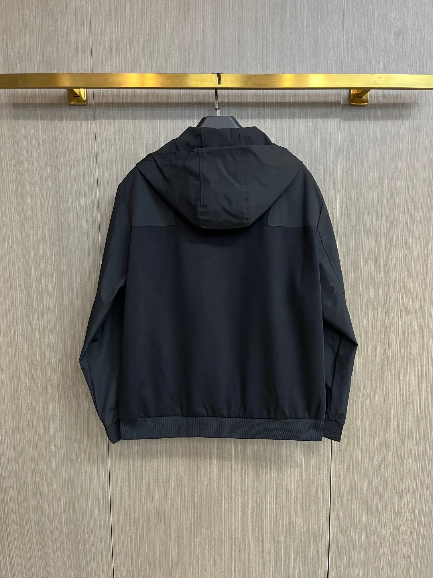 Logo-Appliqué Hooded Shell Jacket D34014723 — view 2