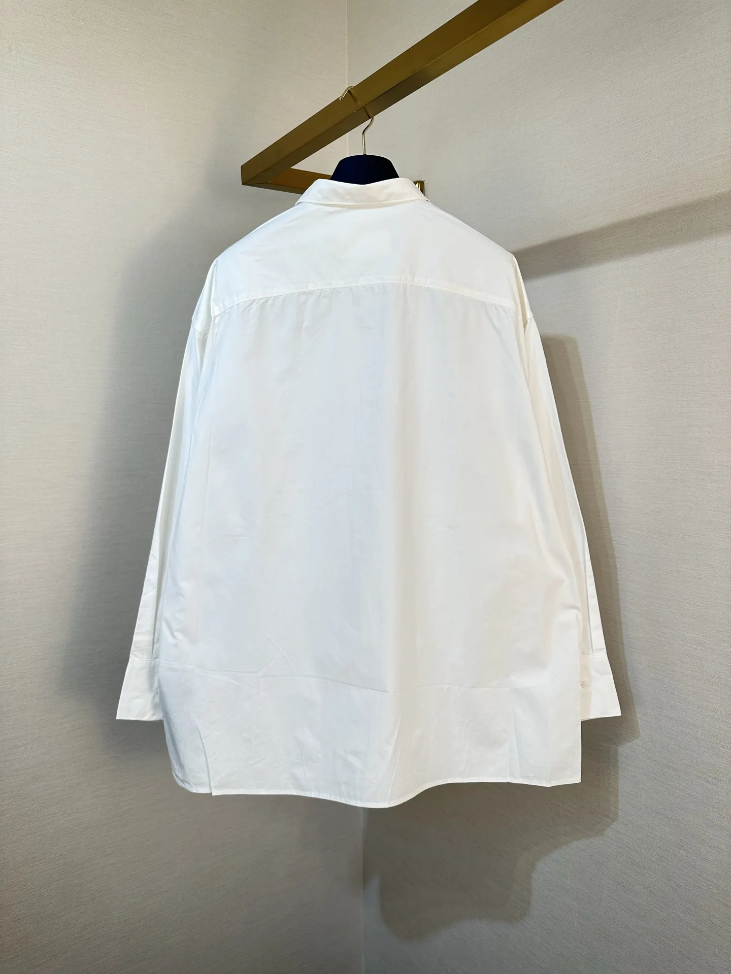 Multi-Pocket Logo-Appliqué Cotton Shirt D34019151 — view 2