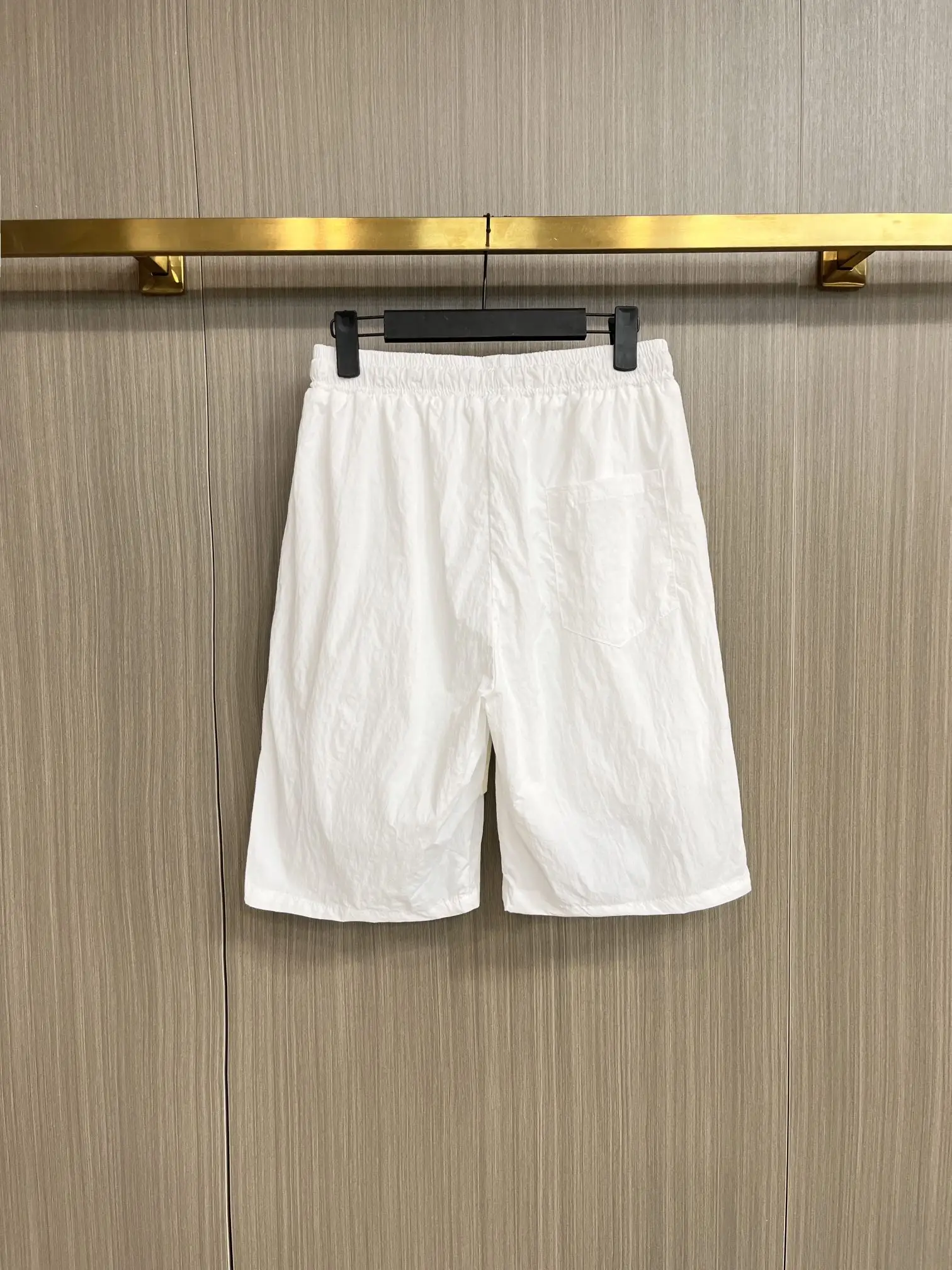 Logo-Patch Hooded Windbreaker and Shorts Set D34014967 — view 4