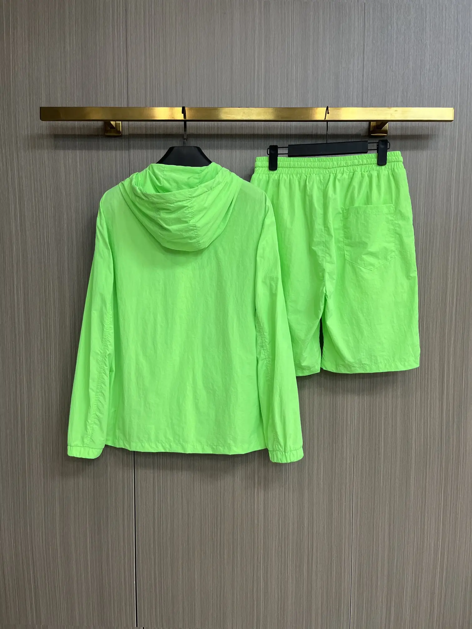 Logo-Appliqué Hooded Jacket and Shorts Set D34014959 — view 2
