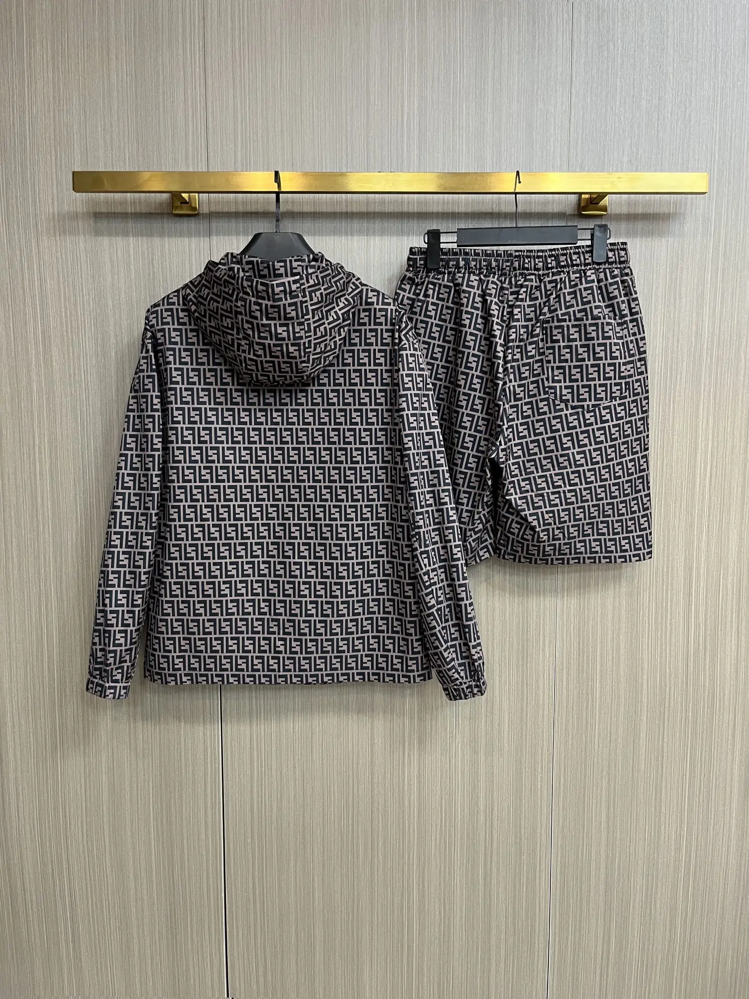 Monogram Print Hooded Jacket and Shorts Set D34014814 — view 2