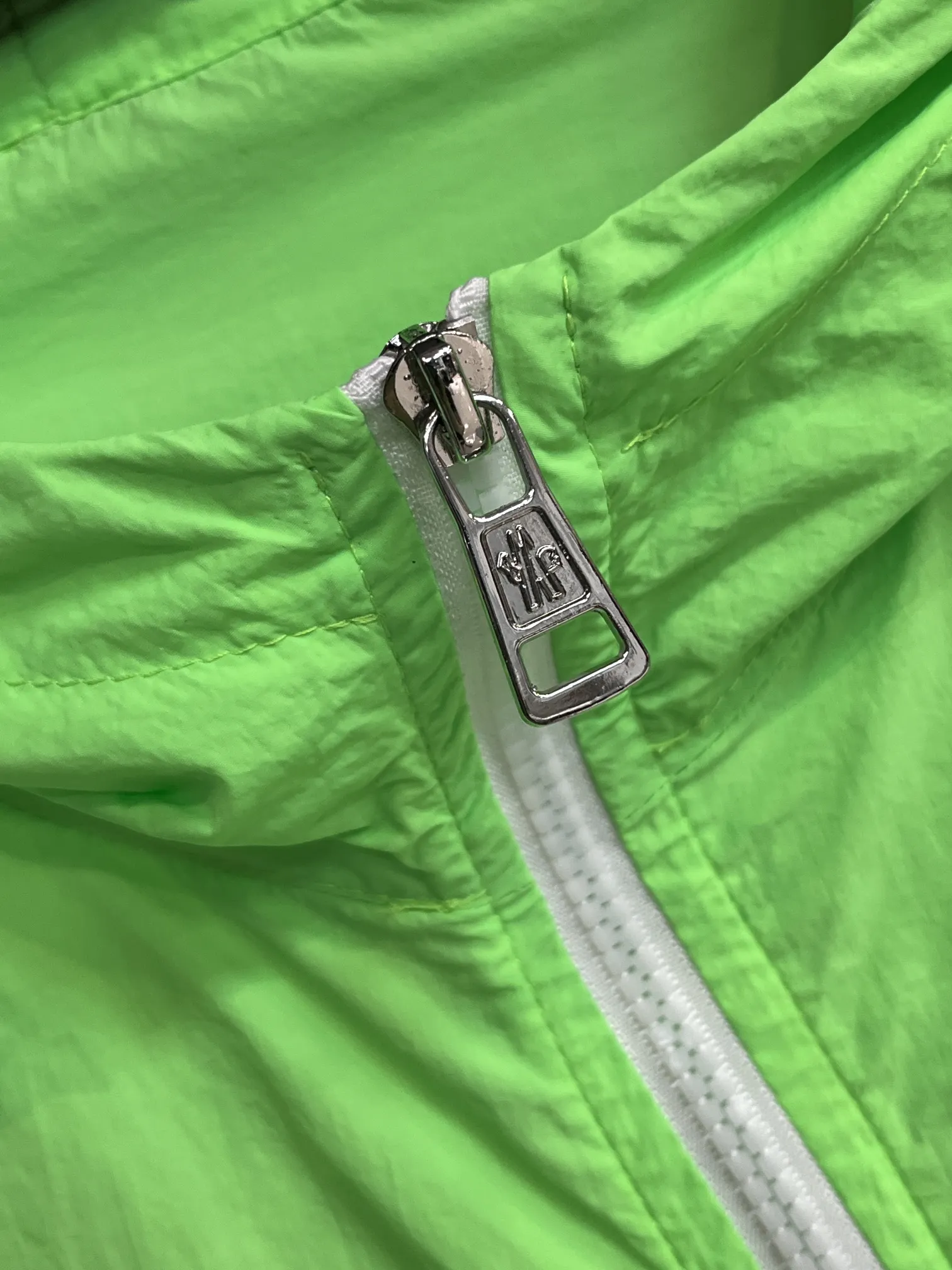 Moncler Striped Hooded Windbreaker and Shorts Set D34014947 — view 7