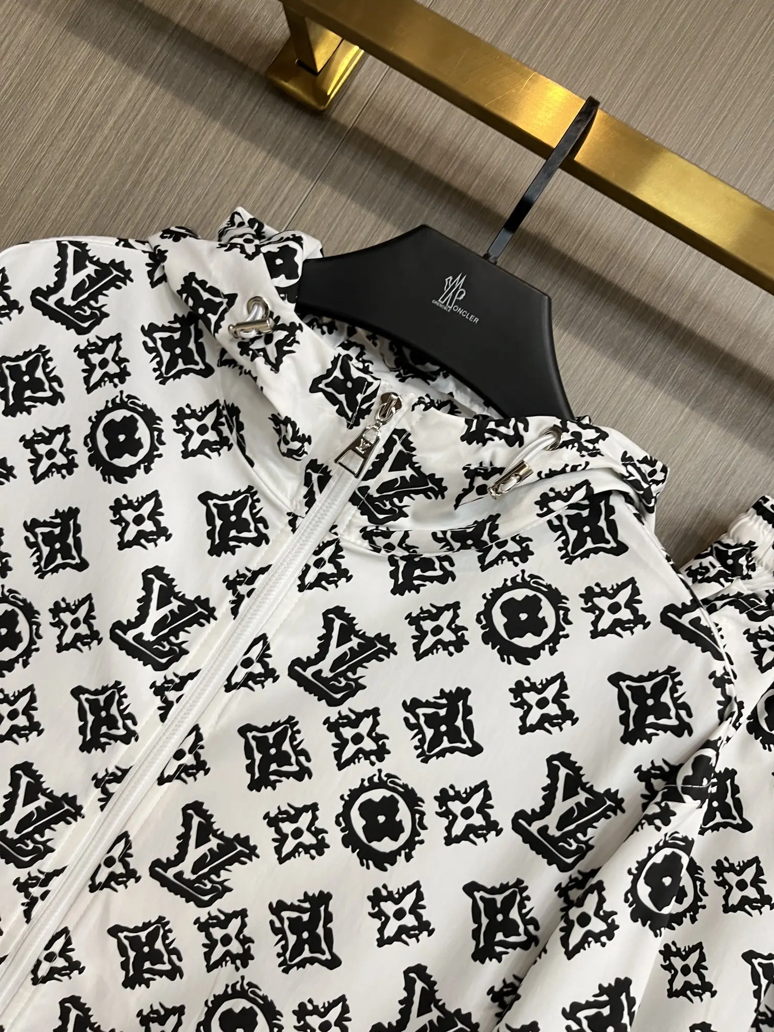 Monogram Print Hooded Jacket and Shorts Set D34014958 — view 7