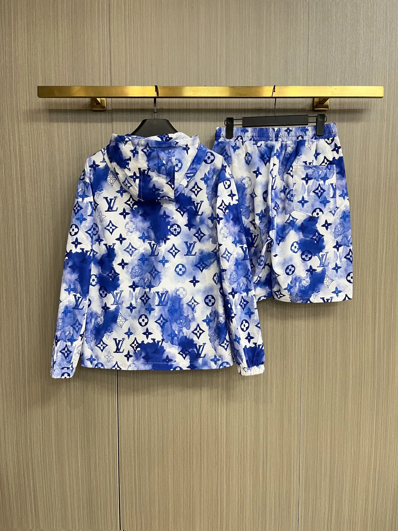 Monogram Watercolor Windbreaker and Shorts Set D34014951 — view 2