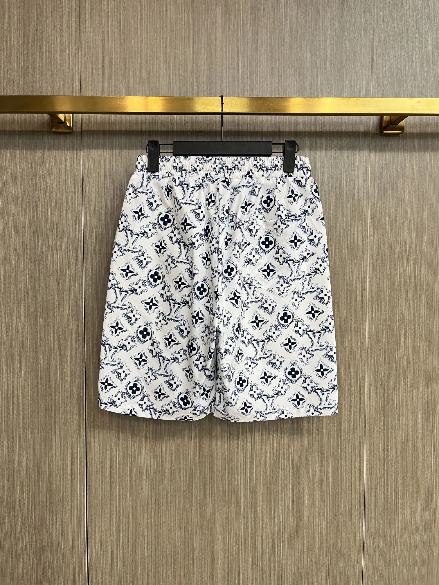Monogram Print Windbreaker and Shorts Set D34014945 — view 4
