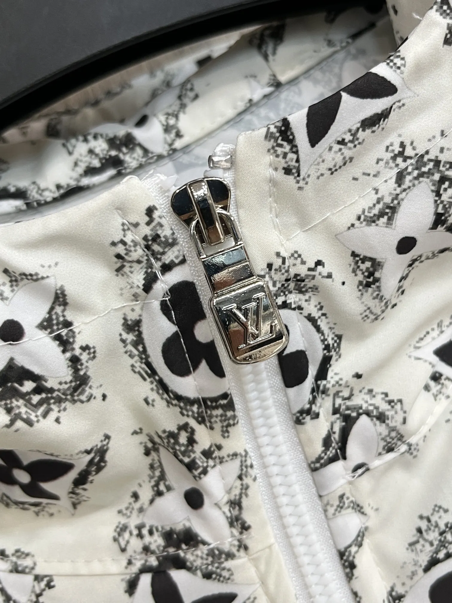 Monogram Print Windbreaker and Shorts Set D34014946 — view 9