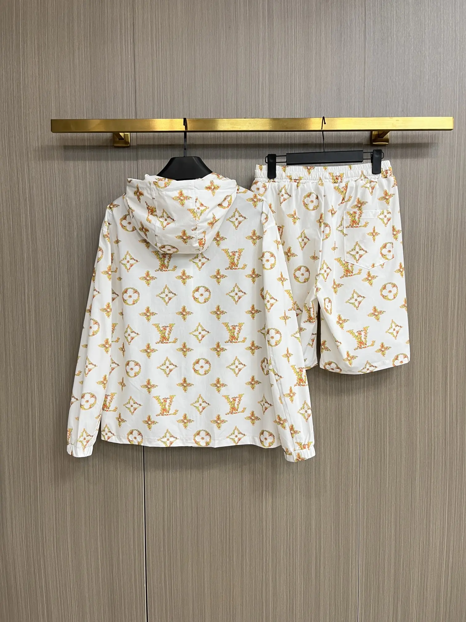 Monogram Print Hooded Jacket and Shorts Set D34014811 — view 2