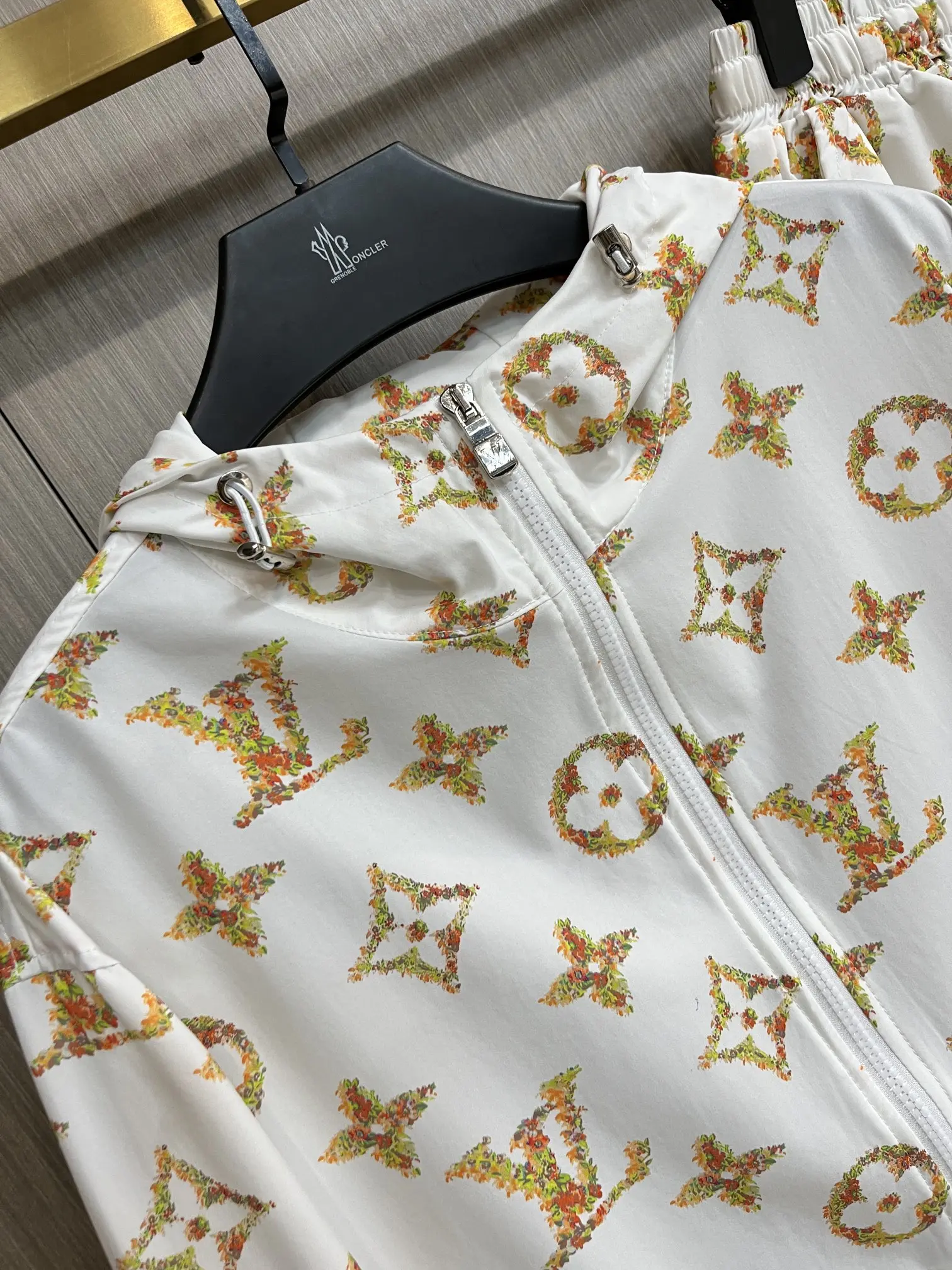 Monogram Print Hooded Jacket and Shorts Set D34014811 — view 7