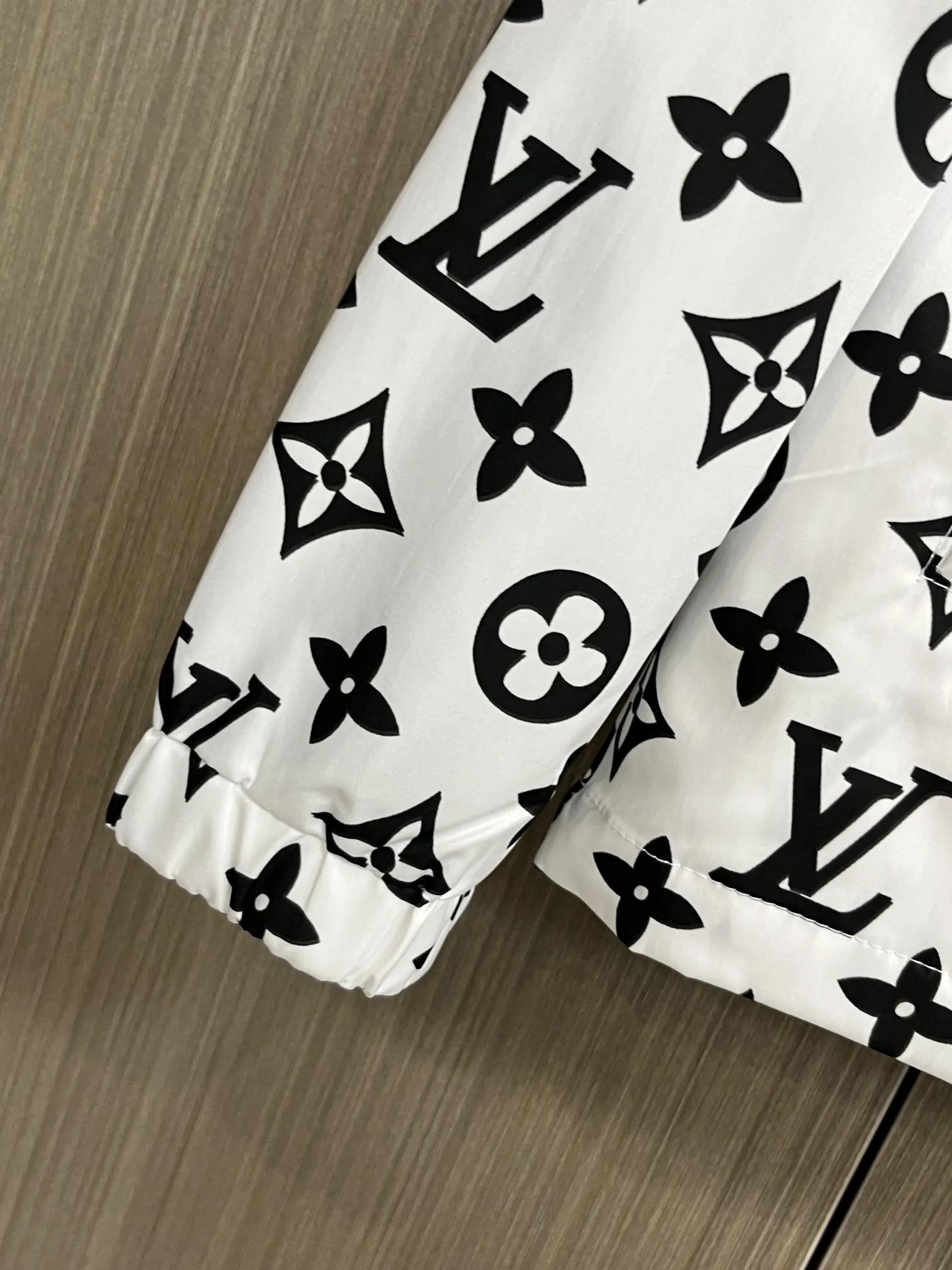 Monogram Print Windbreaker and Shorts Set D34014954 — view 5