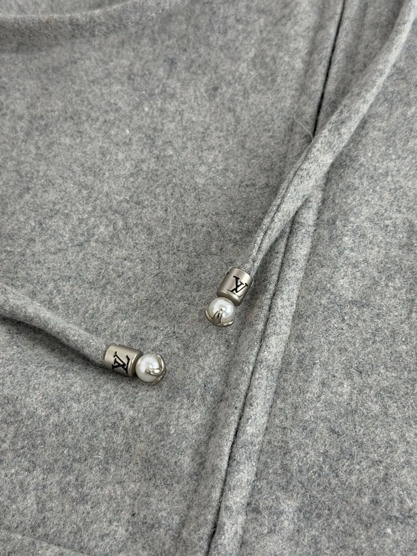 Logo-Appliqué Wool-Blend Zip-Up Hoodie D34018588 — view 6