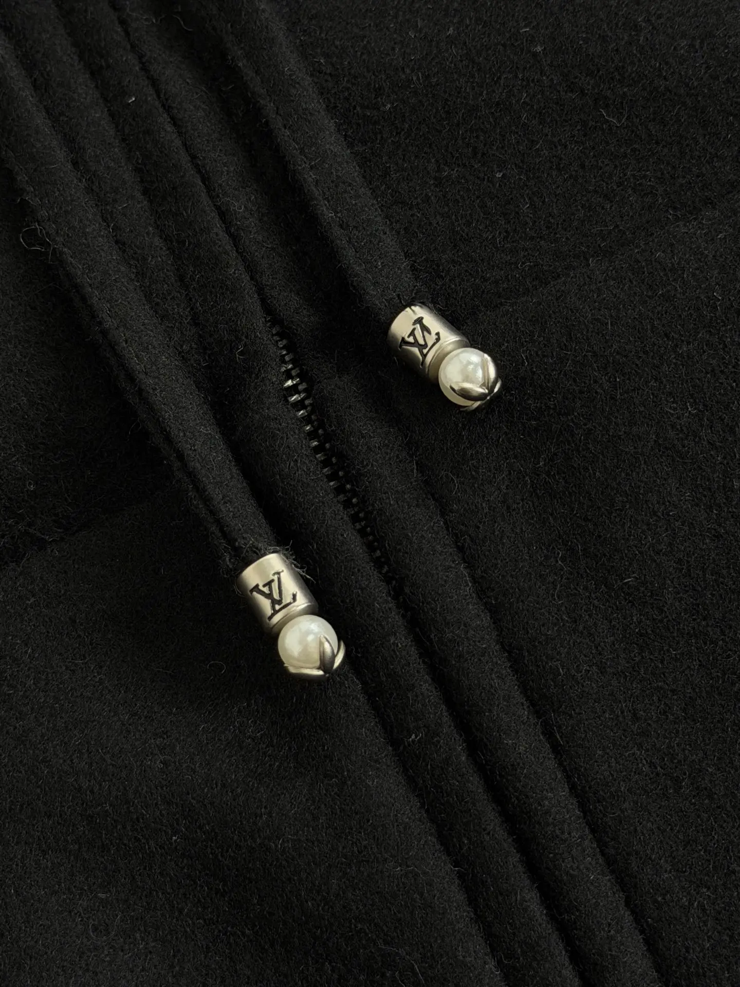 Logo-Appliqué Wool-Blend Zip-Up Hoodie D34018587 — view 7