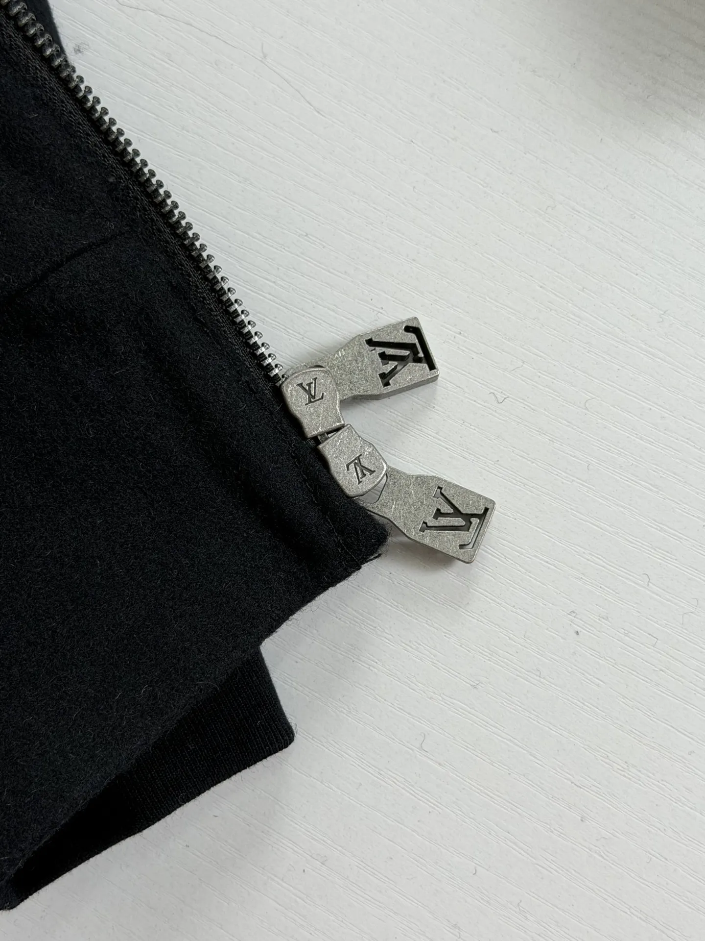 Logo-Appliqué Wool-Blend Zip-Up Hoodie D34018587 — view 9